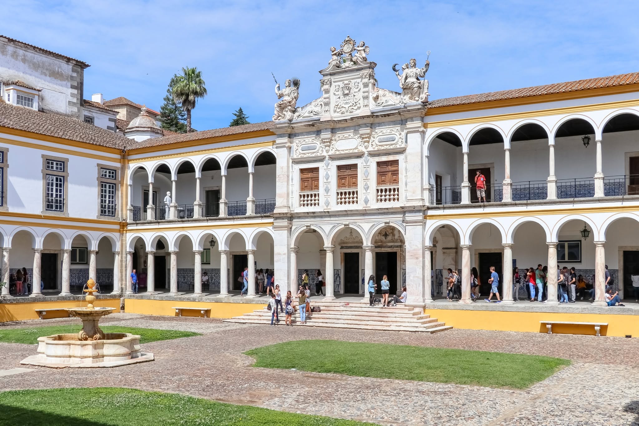 AIMA abre centro de apoio a migrantes na Universidade de Évora
