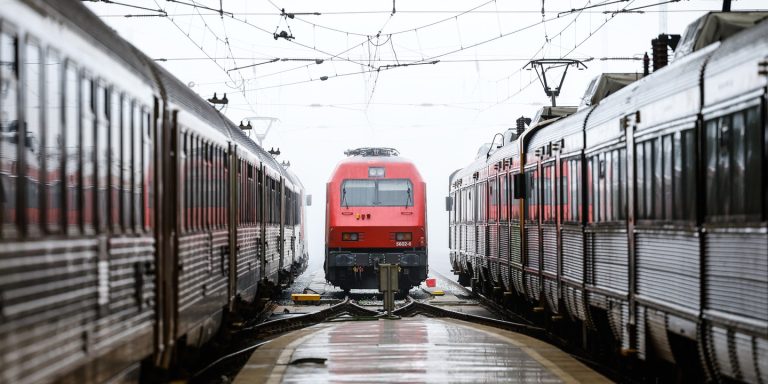 Passe Ferroviário Verde chega às linhas urbanas de Lisboa e Porto este domingo