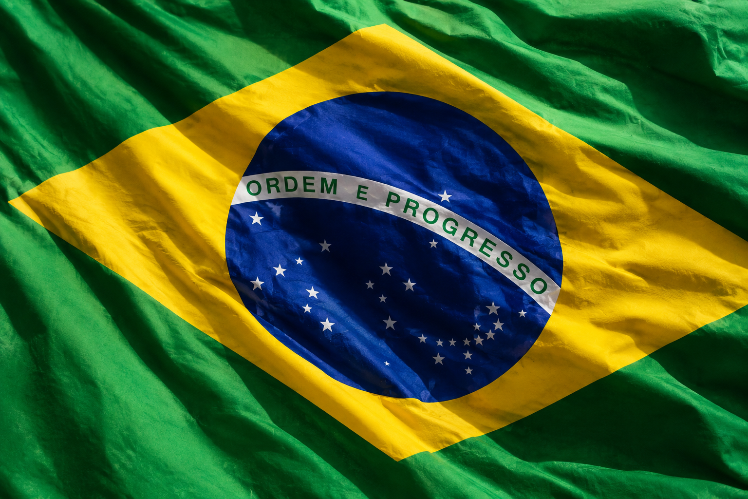 Brasil vota hoje. Nenhum presidente é eleito à primeira volta desde 1998 – serão estas eleições diferentes?