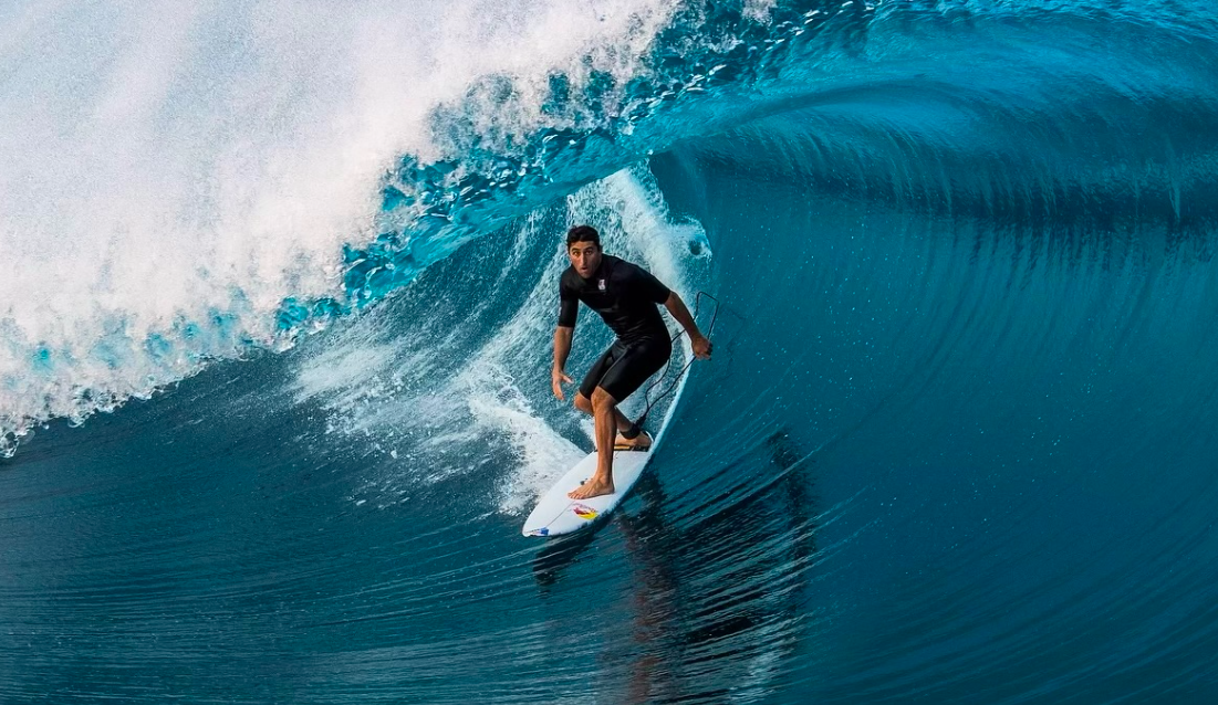 Leonardo Fioravanti, o italiano que desafia a tempestade brasileira e sonha com o título mundial de surf