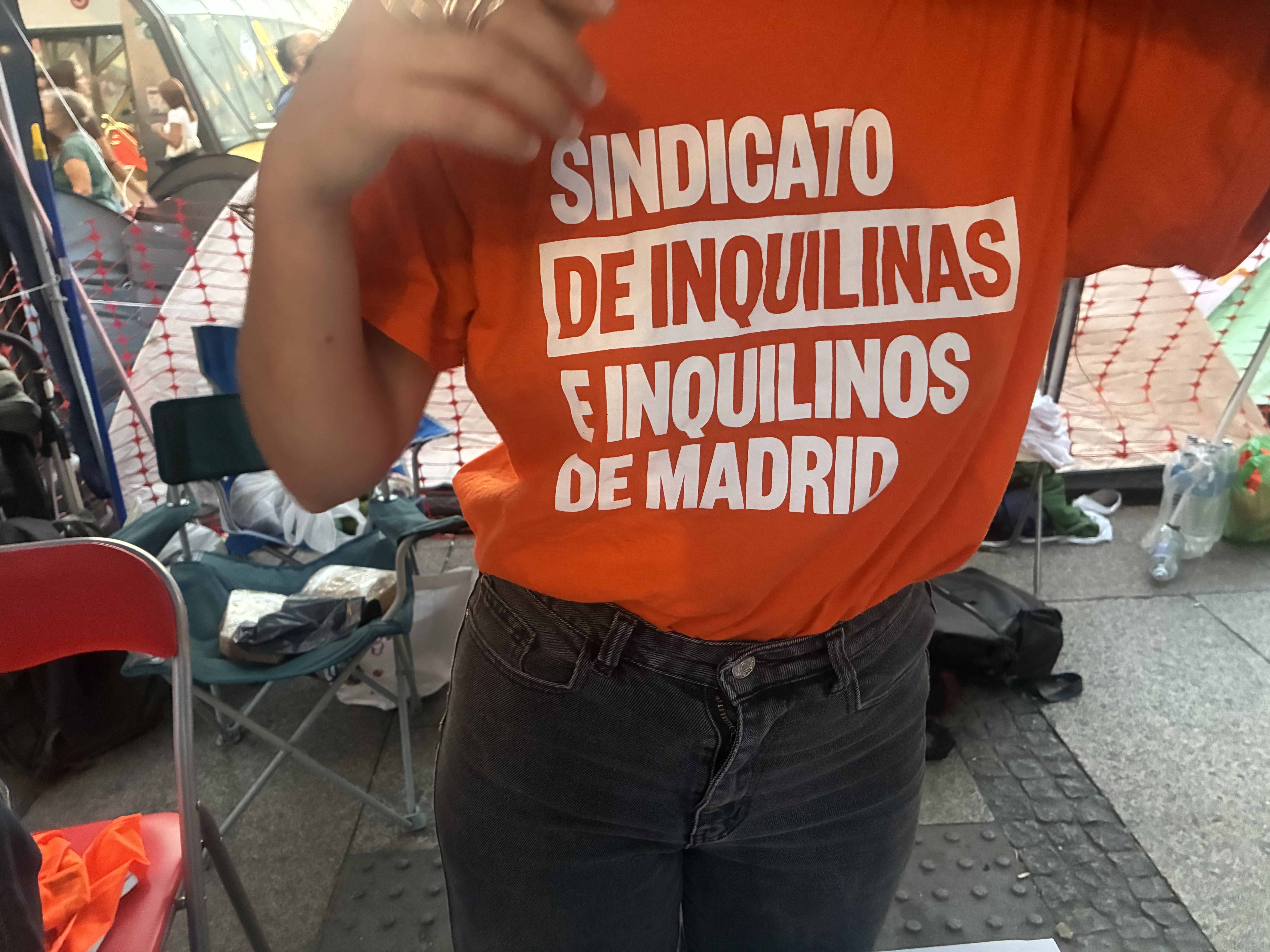 “Rumo à greve geral”: milhares saem às ruas em Espanha pelo direito à habitação