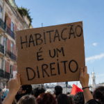 “Mais fortes do que nunca”. Lisboa e Porto juntam milhares em protesto pela habitação e prometem continuar luta