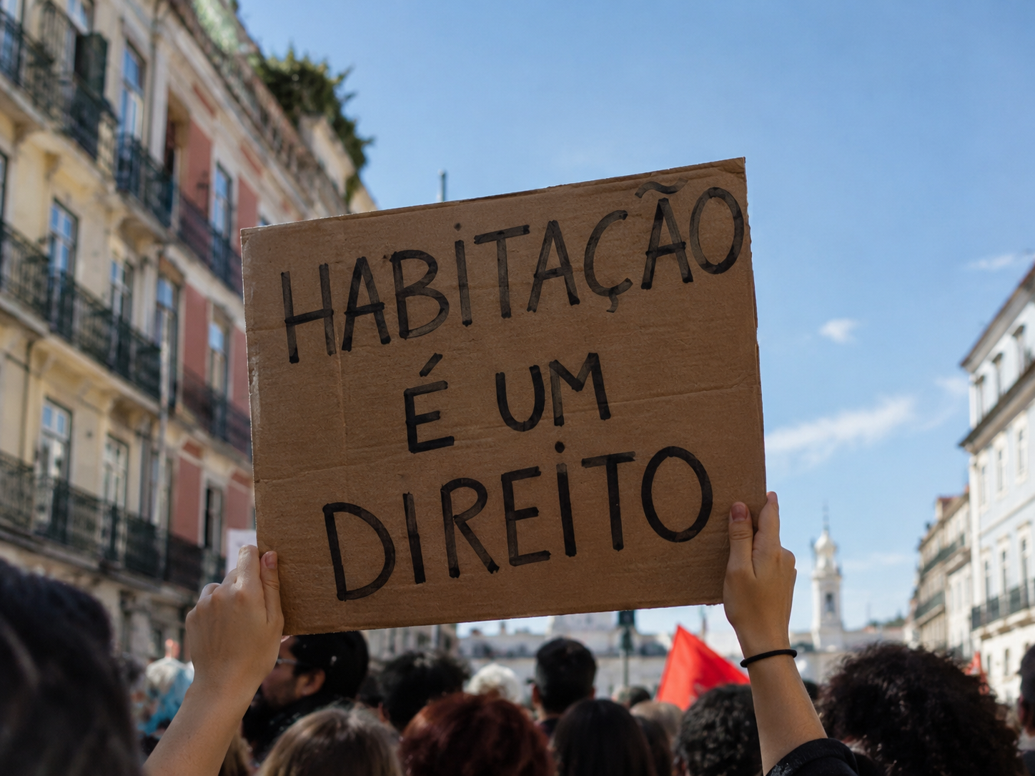Portugueses protestam contra o elevado custo de vida em várias cidades. Seguro defende que “ninguém deve viver sem condições”