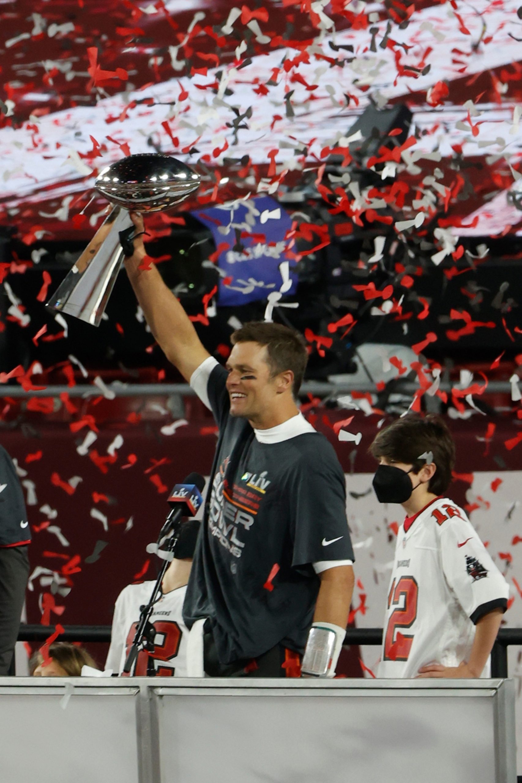 Tom Brady conquista o 7.º Super Bowl e lidera a vitória dos Buccaneers