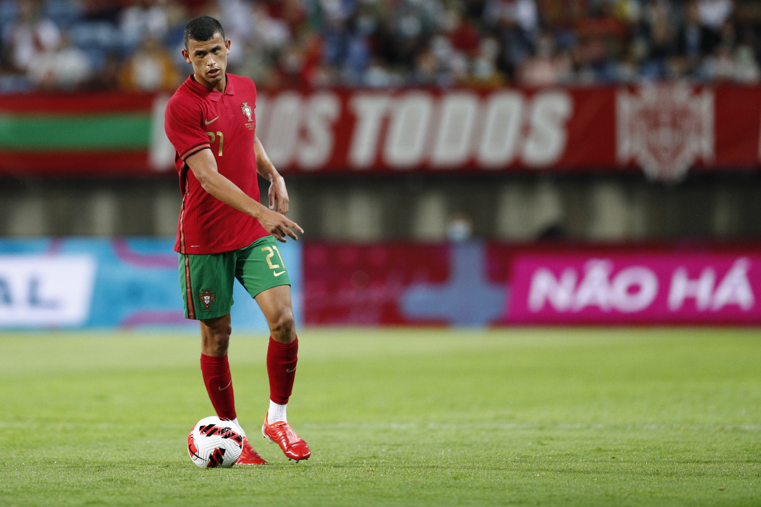 Mundial2022: Fernando Santos aumenta para 56 a sua lista de estreantes