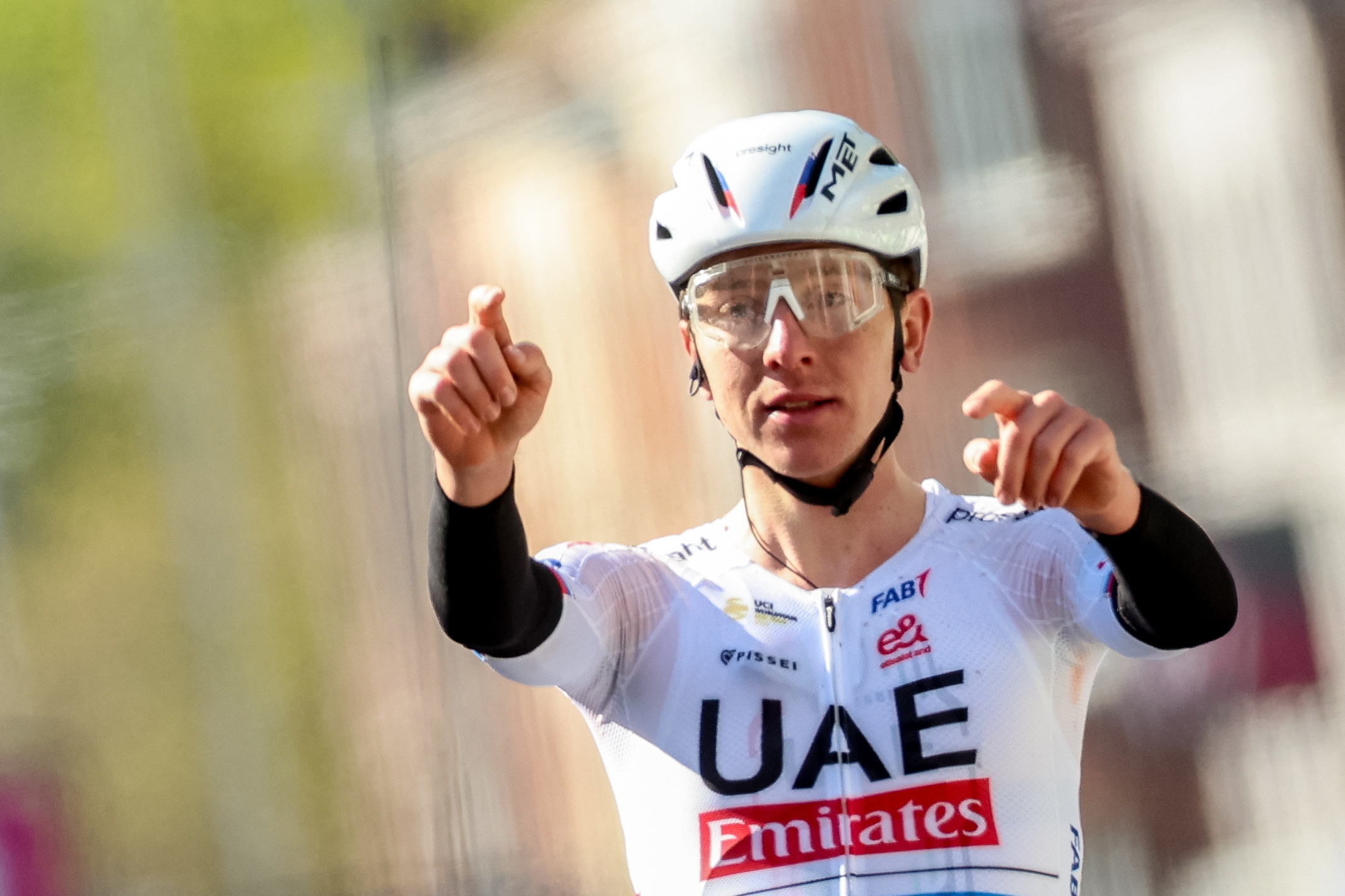Pogacar vence Liège-Bastogne-Liège e conquista sexto ‘Monumento’