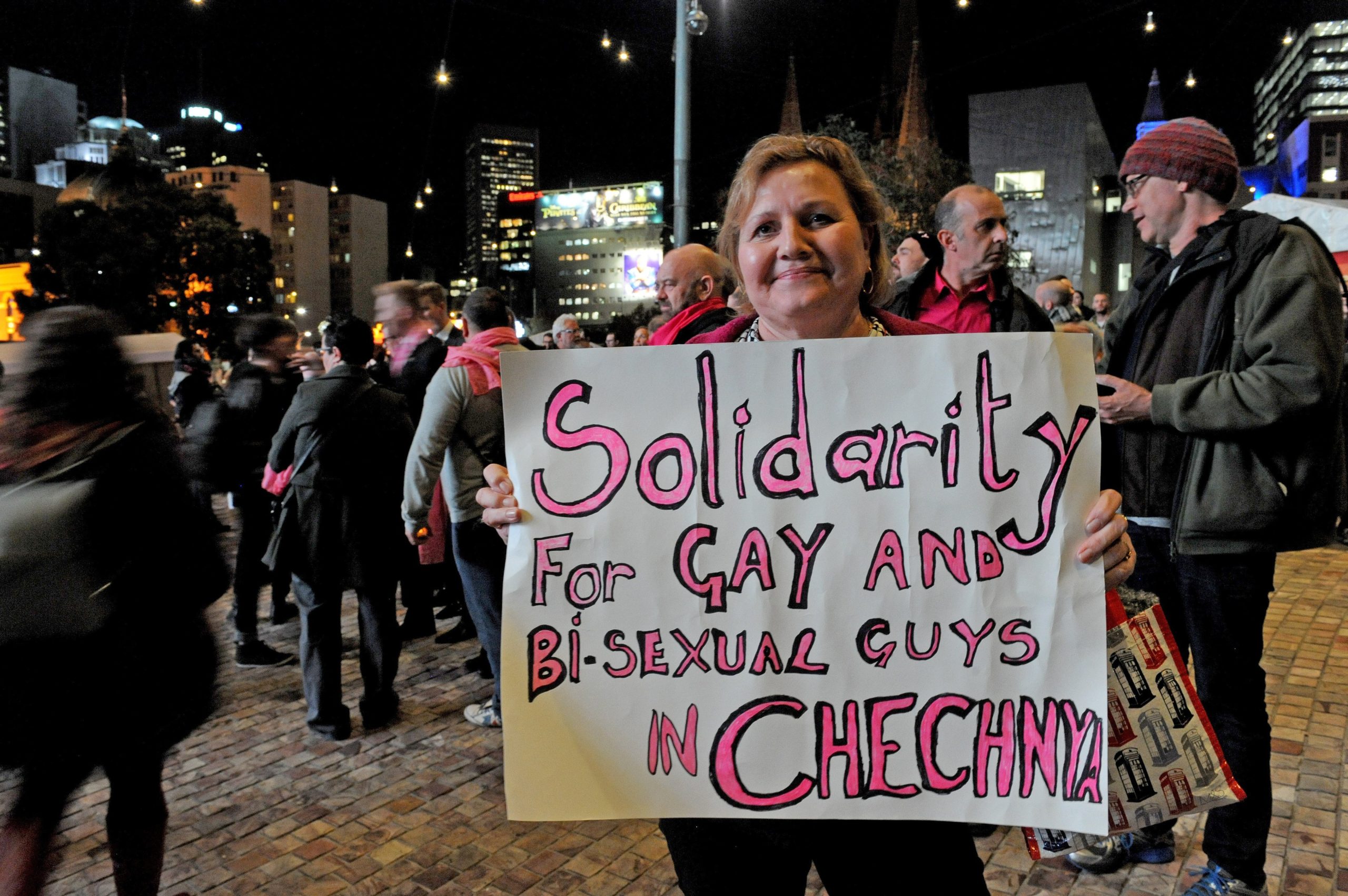 Human Rights Watch confirma perseguição de homossexuais na Chechénia