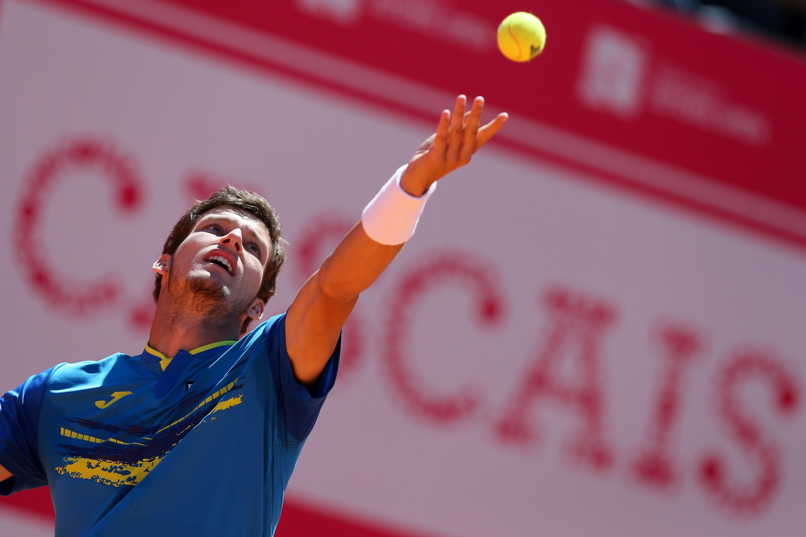 Estoril Open: Carreño Busta vence Ferrer e está outra vez na final