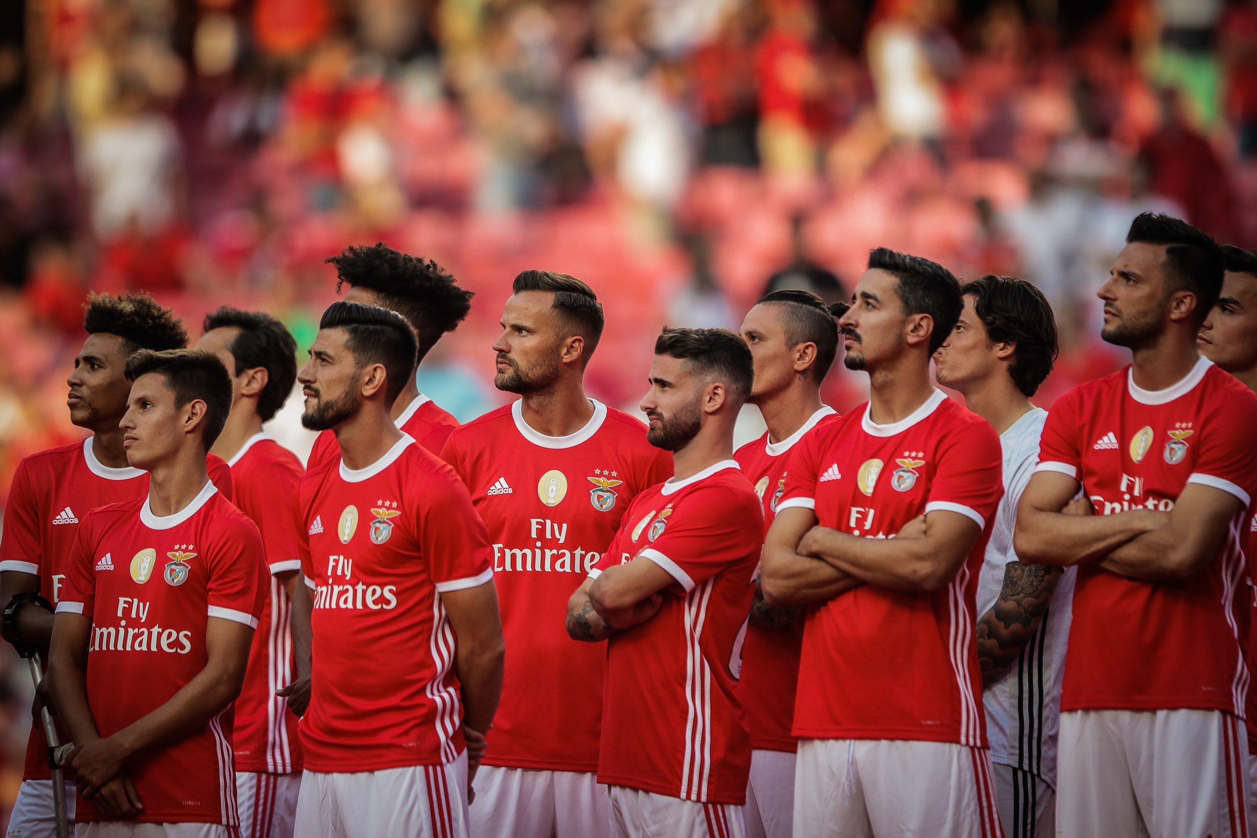 Benfica viaja para os EUA com 27 jogadores, mas sem Salvio nas contas
