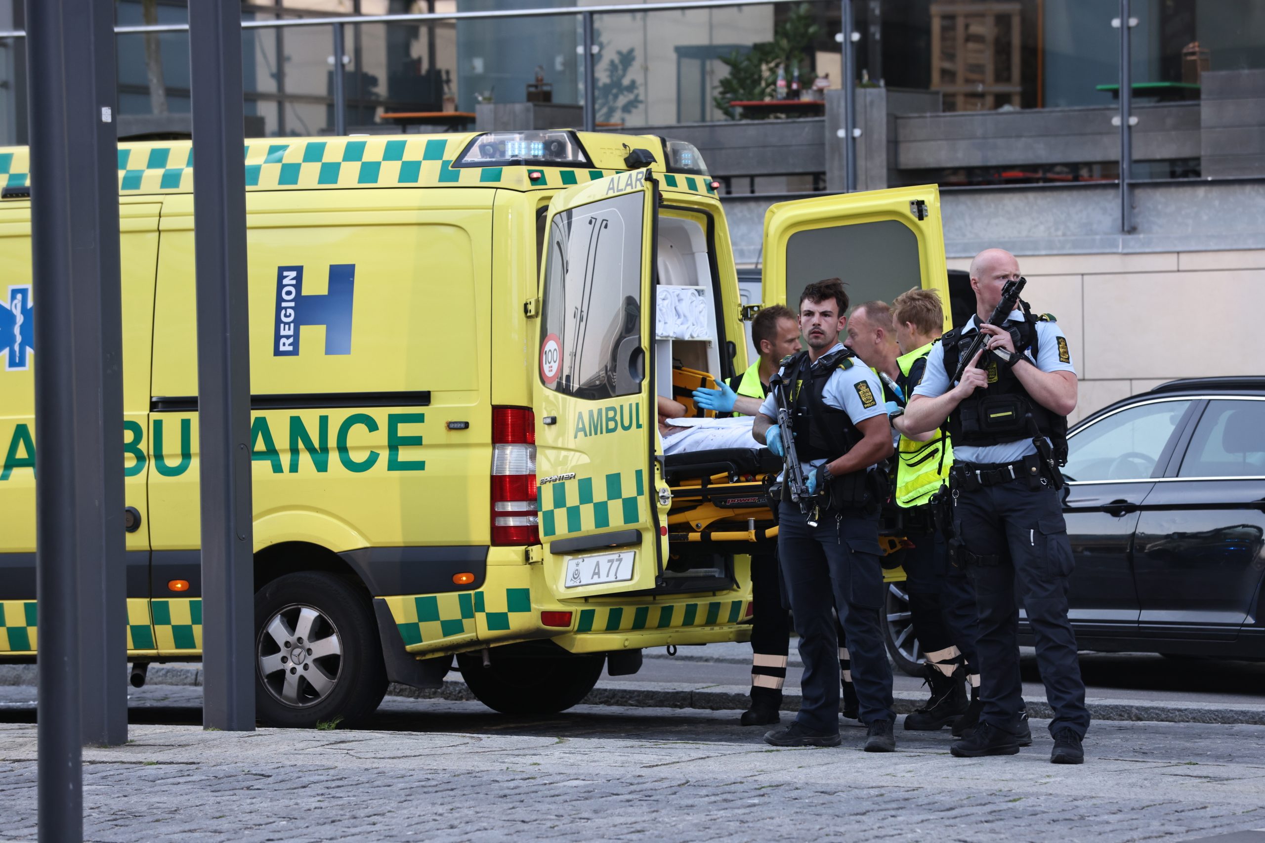 Suspeito de tiroteio em centro comercial em Copenhaga ficou sob custódia psiquiátrica