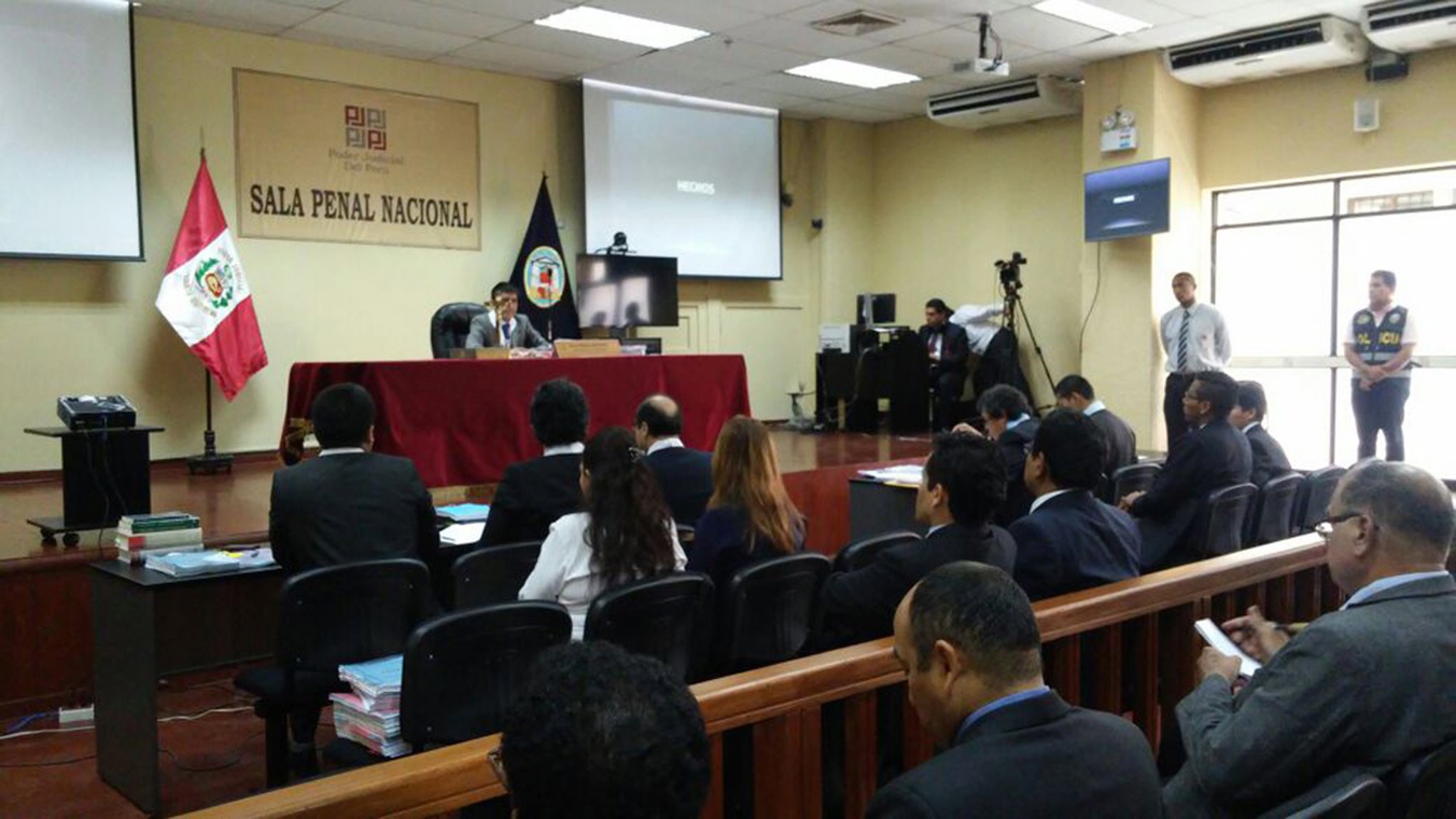 Peru: Juiz emite ordem de captura internacional contra ex-presidente