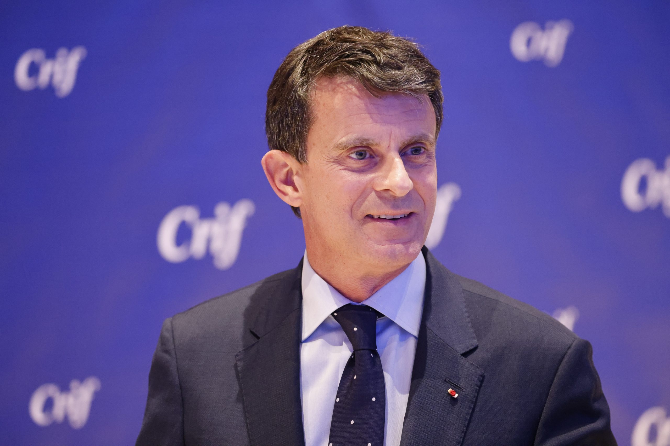 França: Valls reconhece derrota nas legislativas e diz ser tempo de “virar a página”