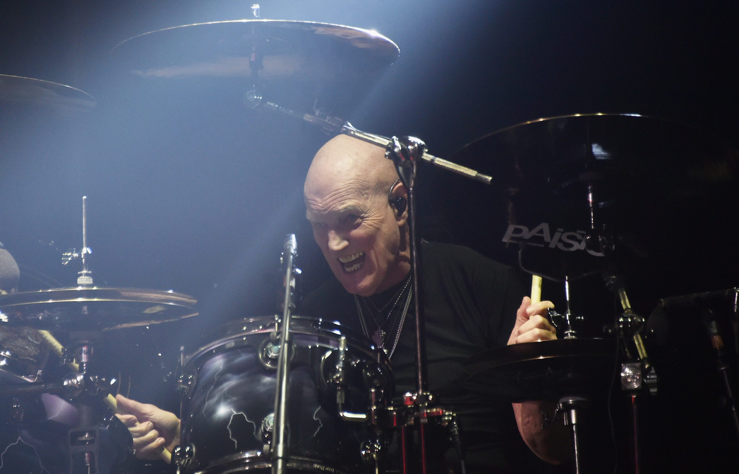 Baterista de AC/DC atua em Lisboa a 11 de novembro