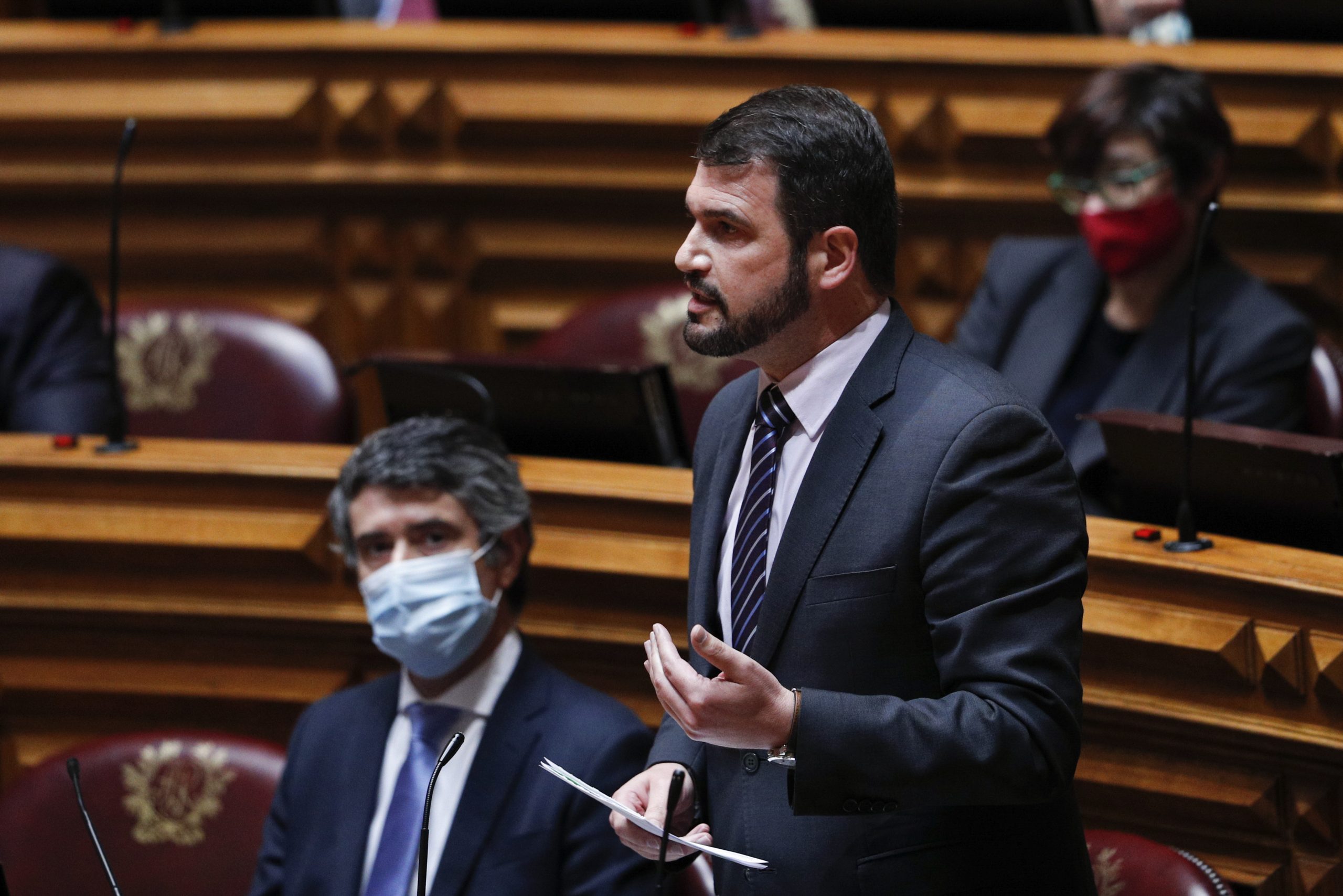 OE2021: PS acusa PSD de “irresponsabilidade e cobardia” na proposta do Novo Banco