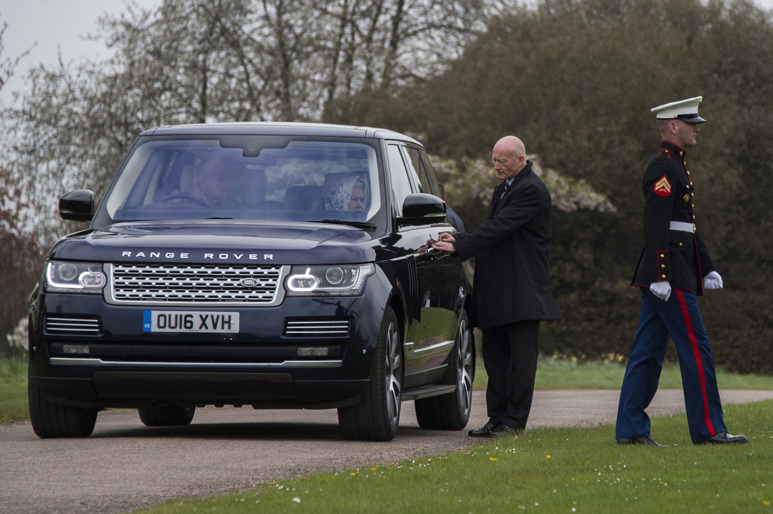 Range Rover de Isabel II está à venda, mas o comprador terá de desembolsar 265 mil euros