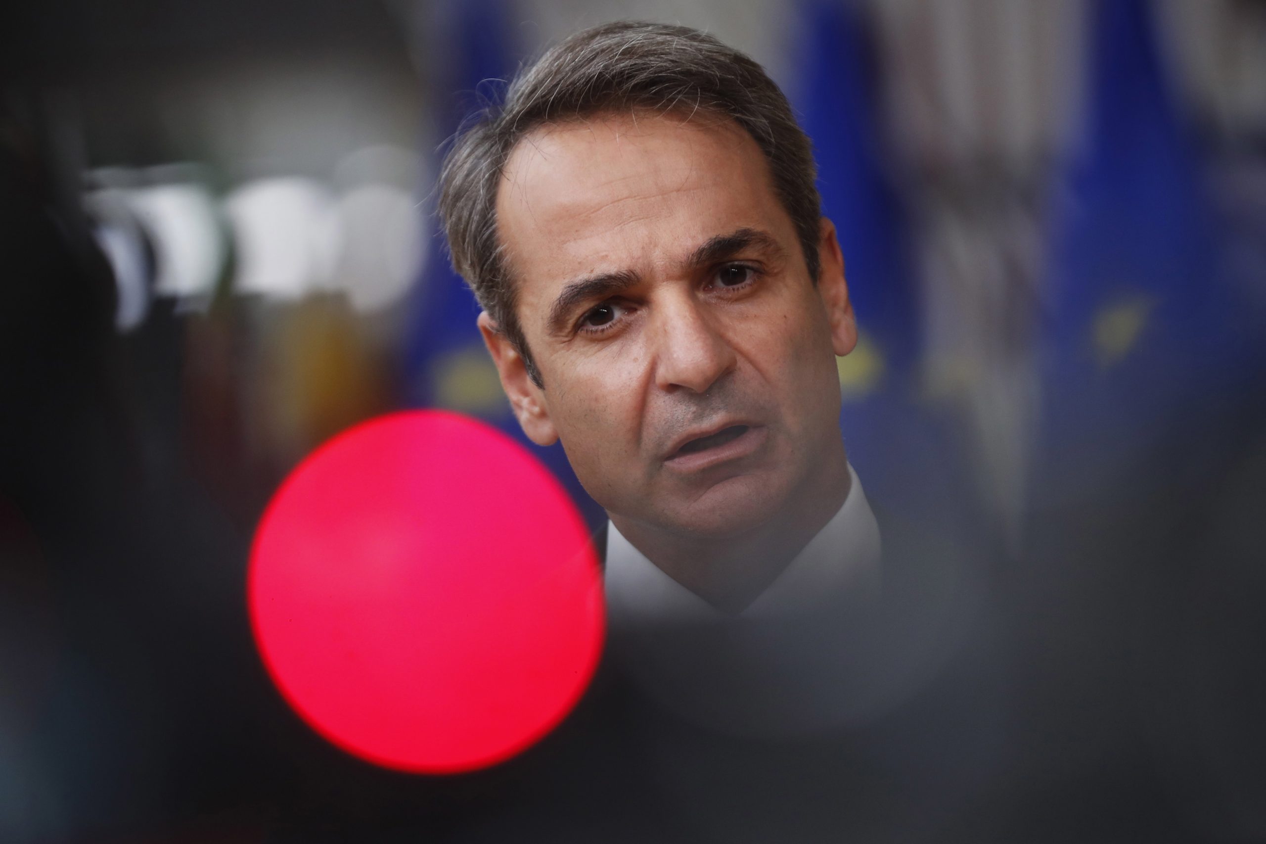 Primeiro-ministro do Luxemburgo, que esteve no Conselho Europeu, testou positivo à Covid-19. António Costa não teve contacto próximo, mas vai fazer teste