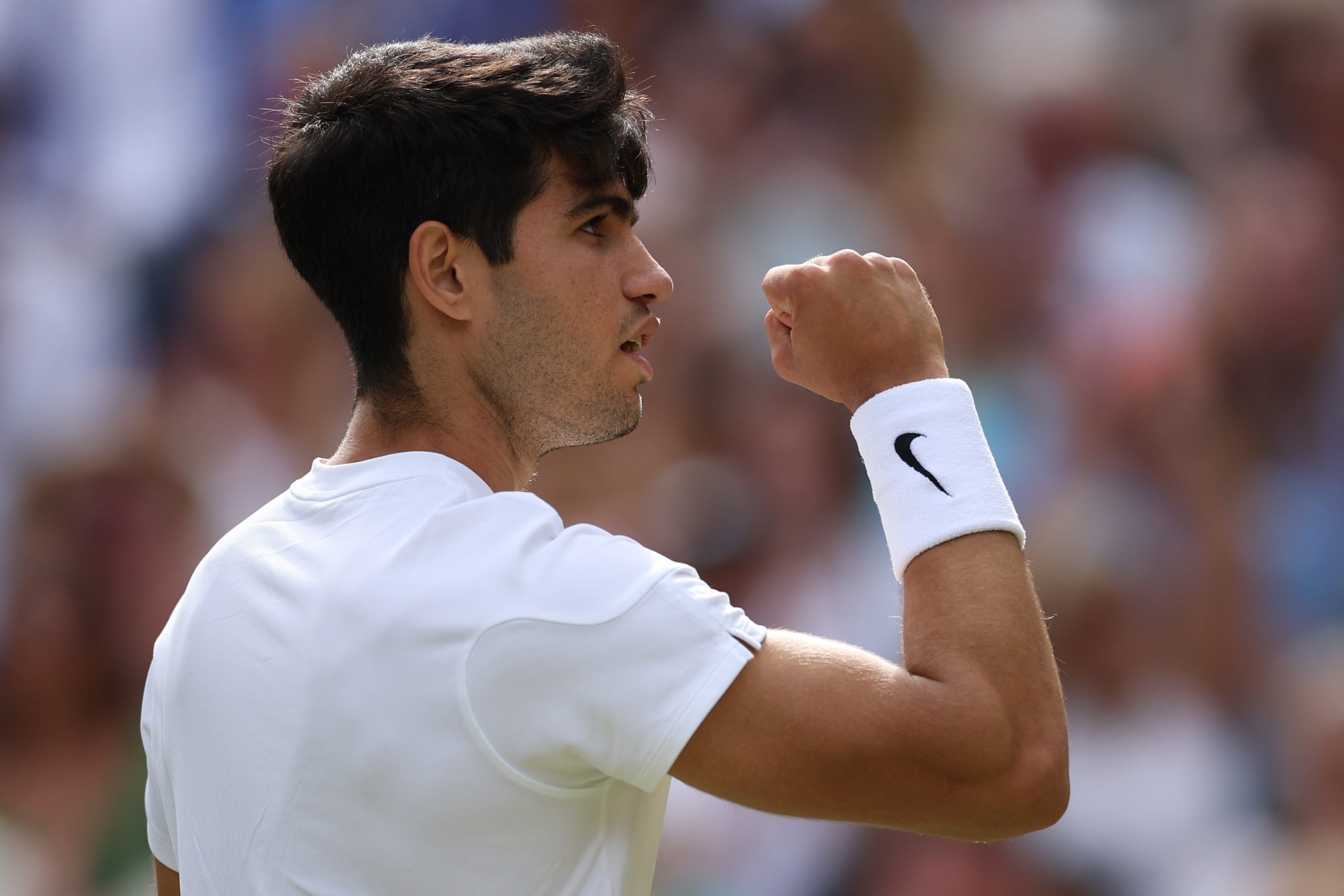 Alcaraz aproxima-se do 2.º lugar no ranking da ATP