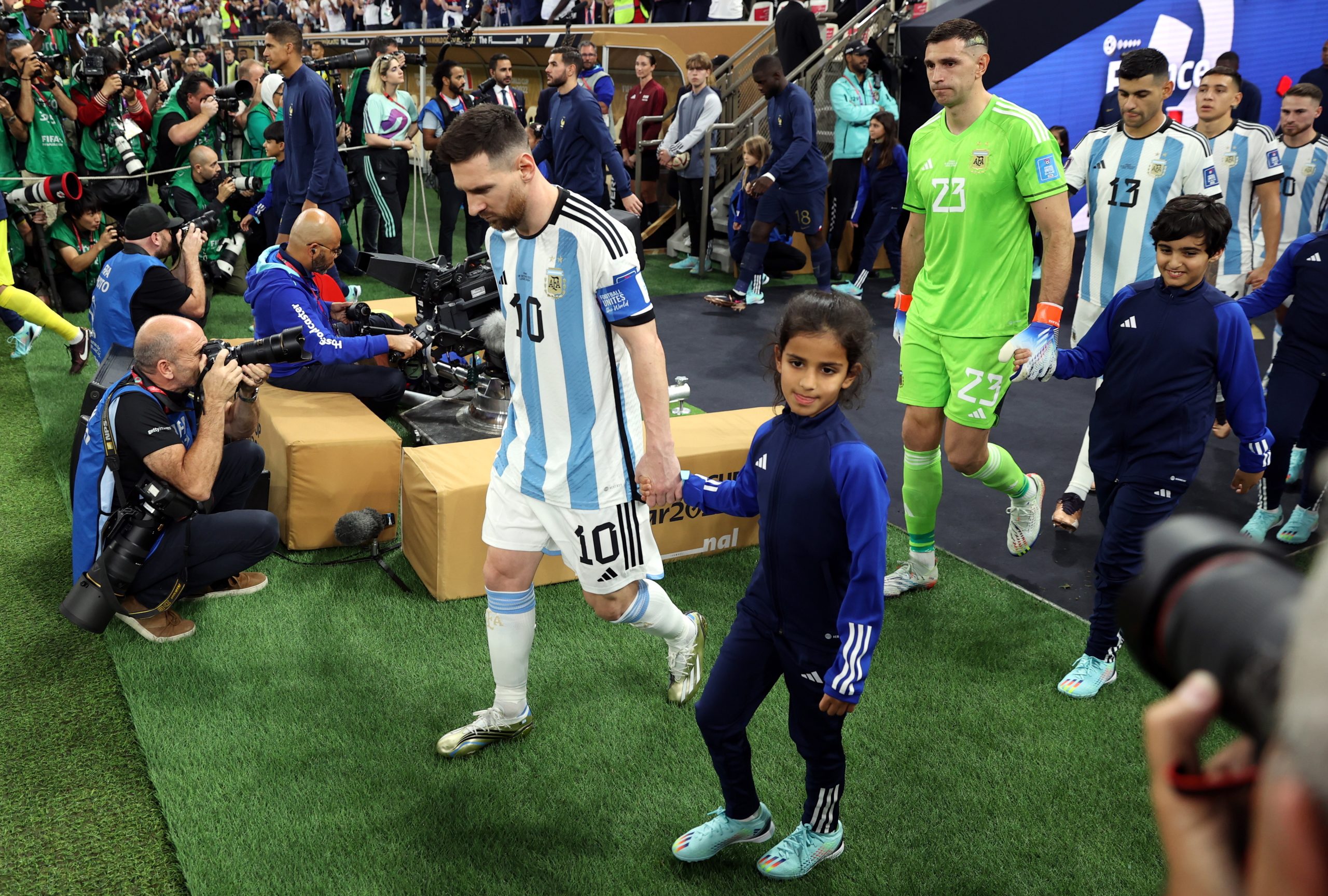 Messi torna-se recordista a solo de jogos em Mundiais