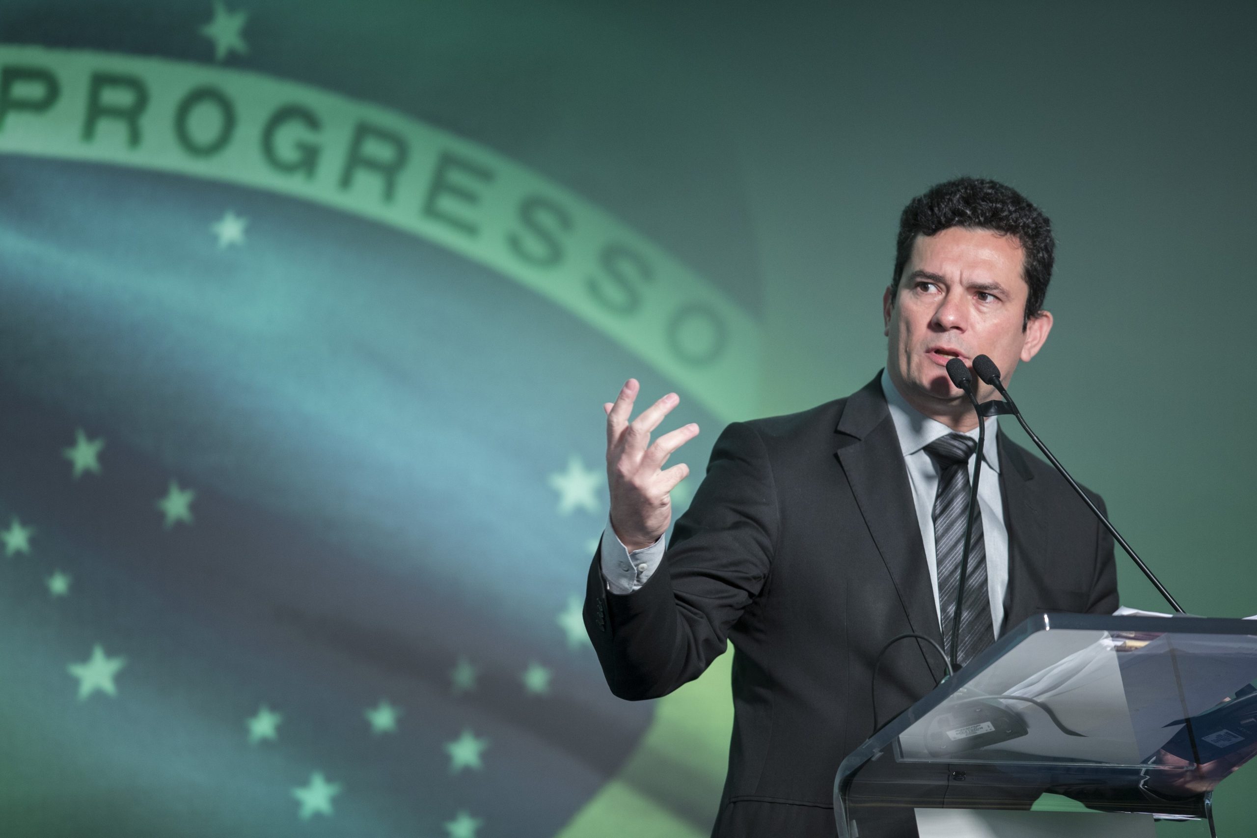 Juiz Sérgio Moro felicita Jair Bolsonaro e deseja “um bom Governo”