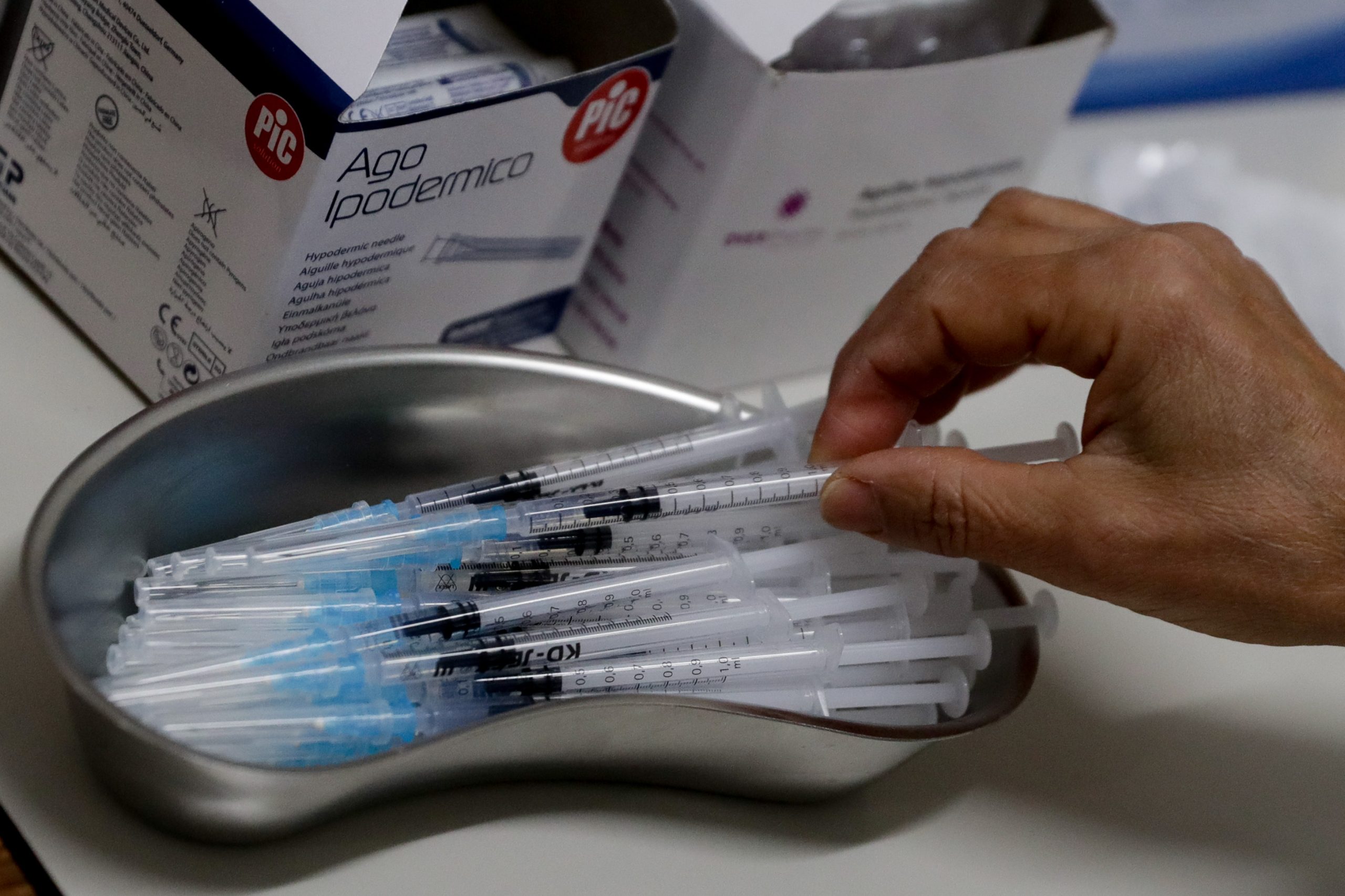 Mais de metade das pessoas com 85 ou mais anos já se vacinaram contra a gripe