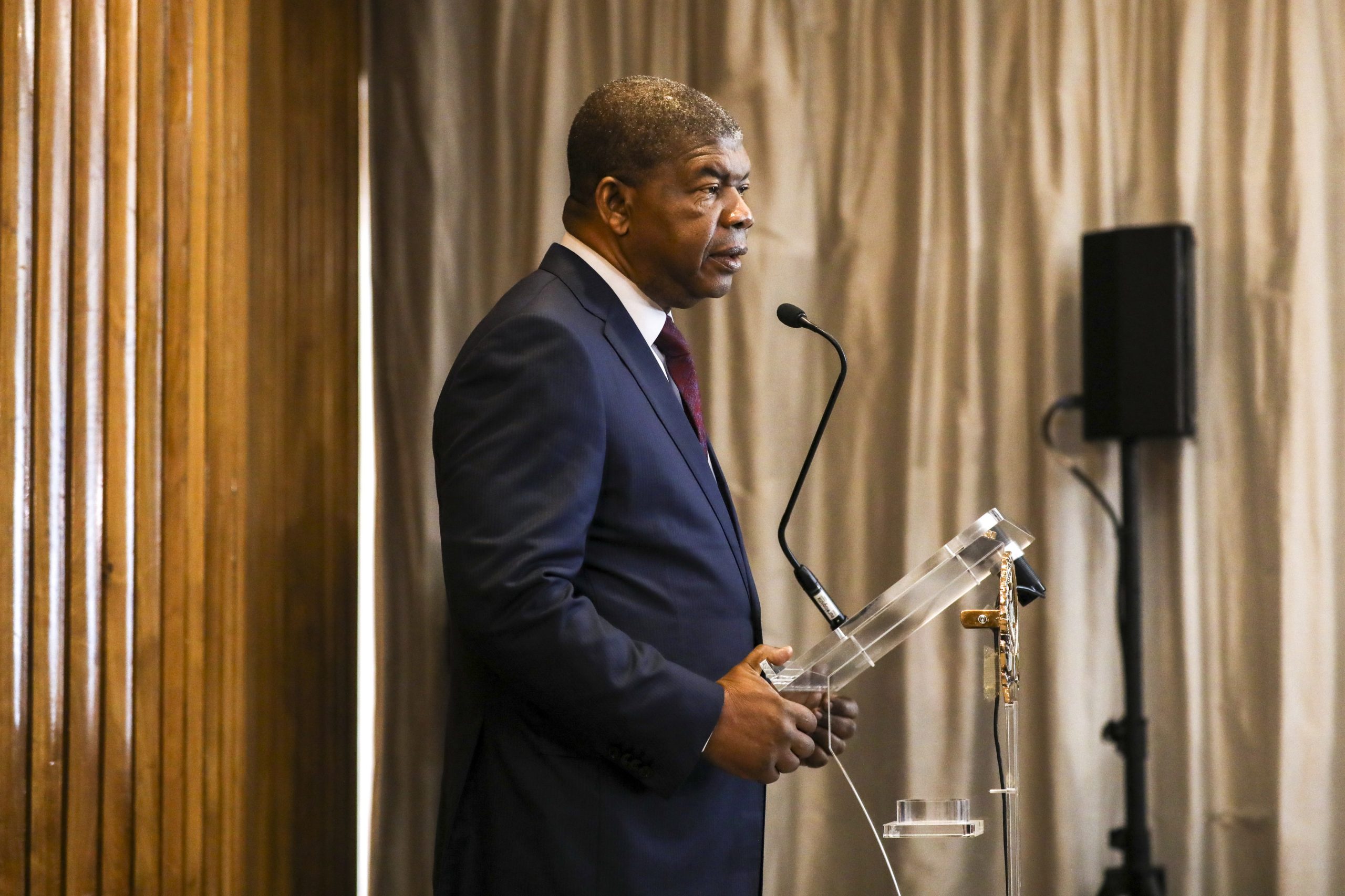 Líder do MPLA diz que “uns quantos intocáveis que tudo podiam” já pertencem à História