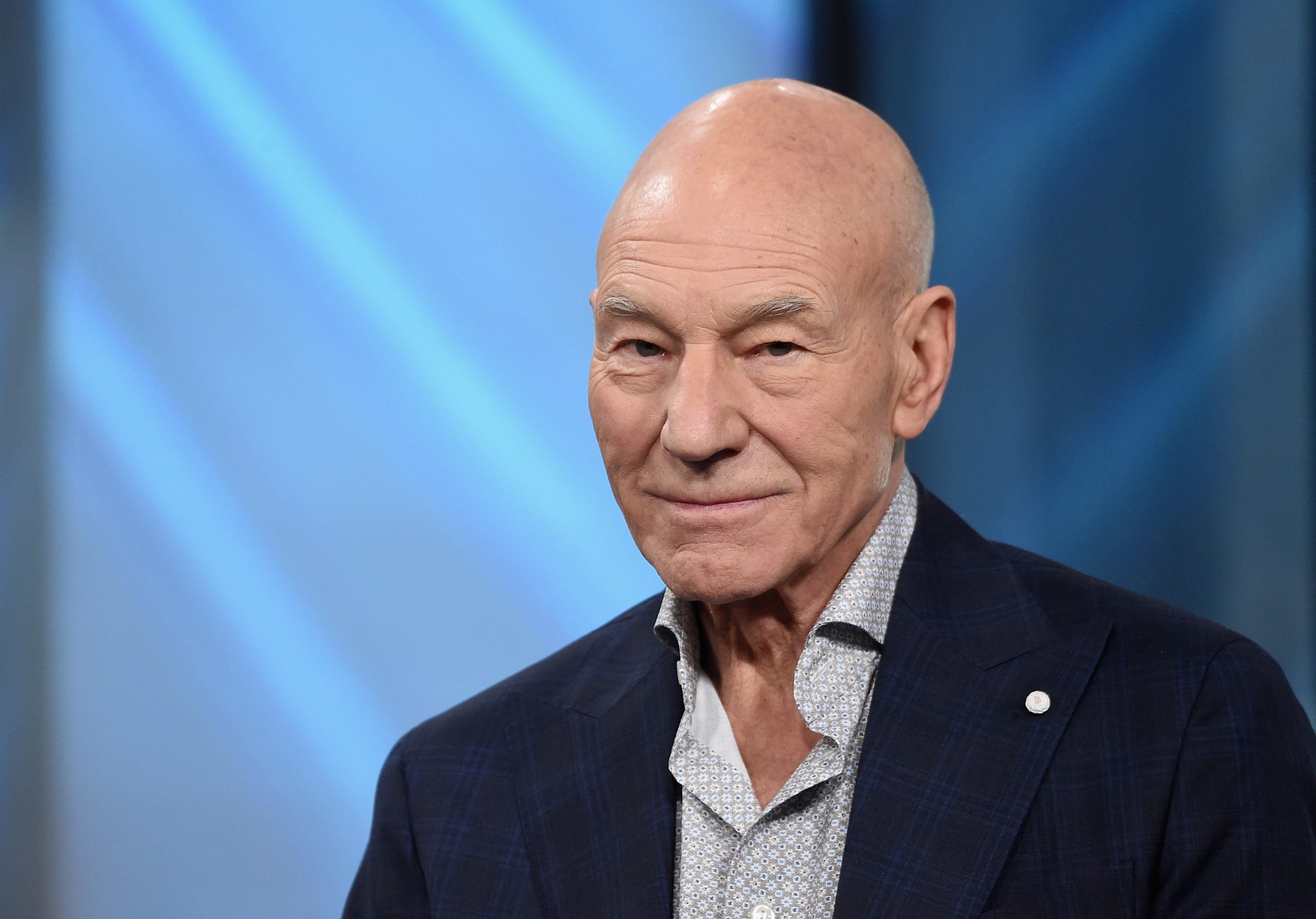 Patrick Stewart, o Professor Xavier de “X-Men”, quer tornar-se americano para combater Trump