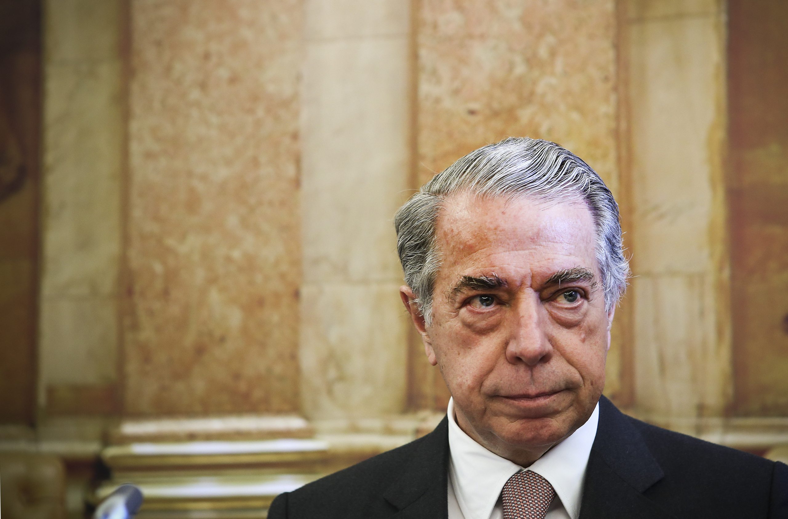 Ministério Público pede pena de prisão não inferior a 10 anos para Ricardo Salgado. Defesa pede absolvição