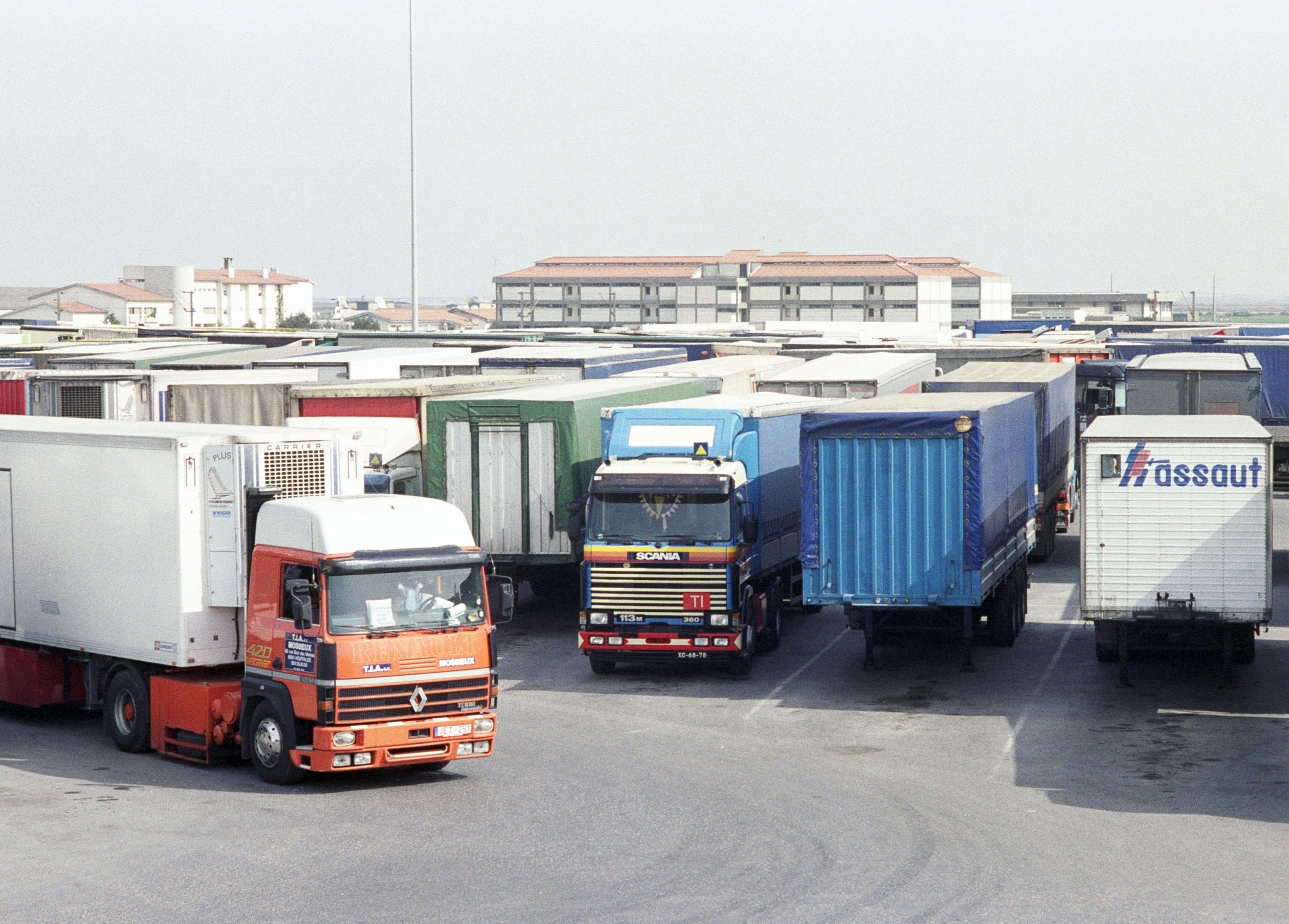 “Máfia dos Camiões TIR” com pena agravada por associação criminosa