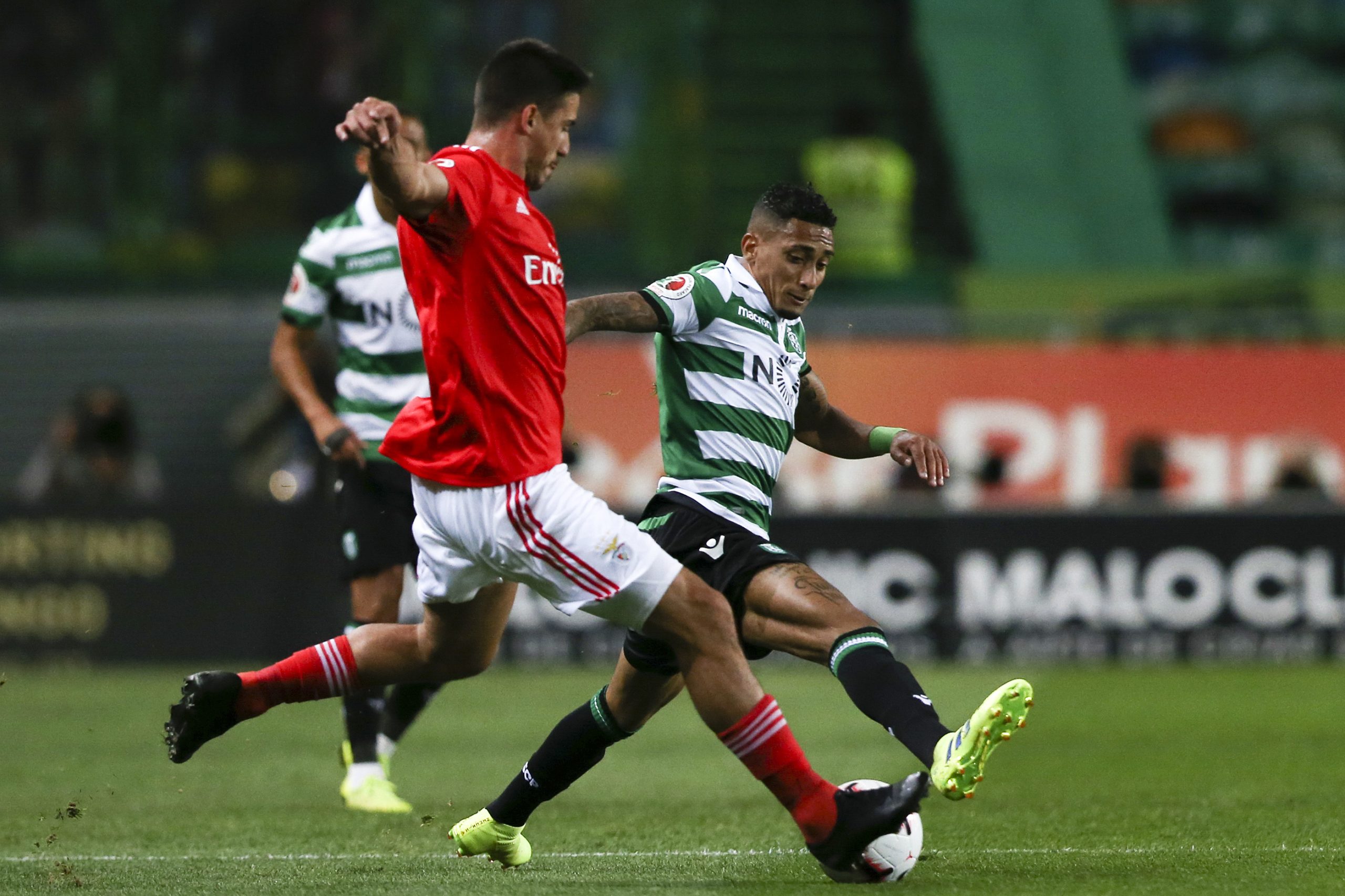 Benfica: Gabriel tem lesão ligamentar no joelho e falha resto da época