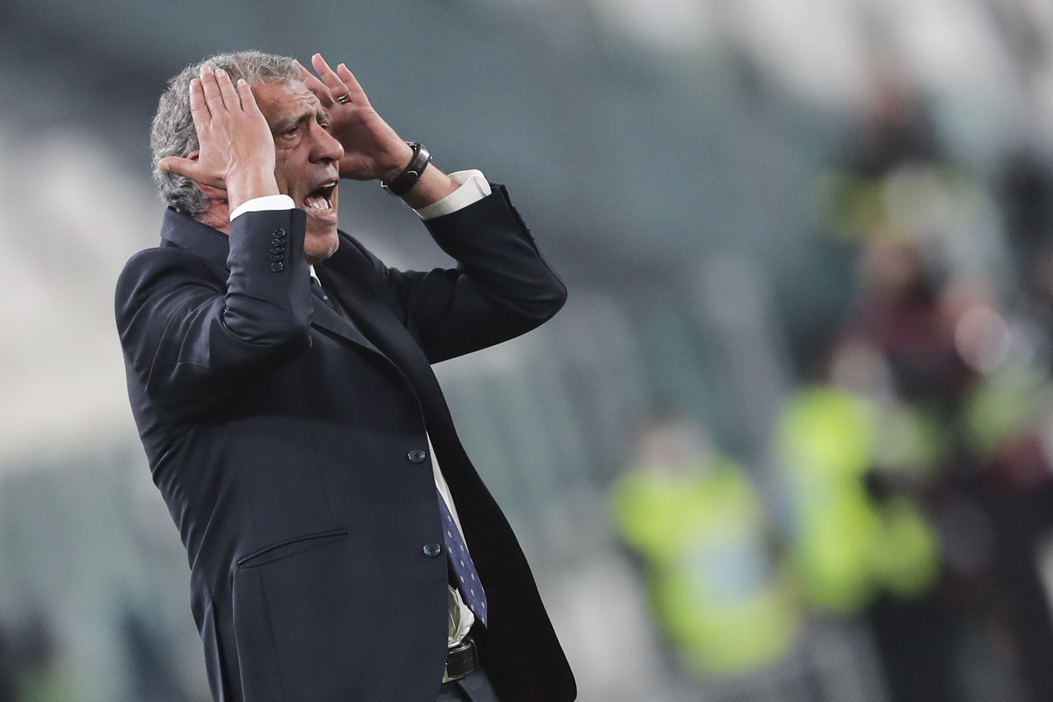 Autogolo dá vitória 50 a Fernando Santos em 80 jogos