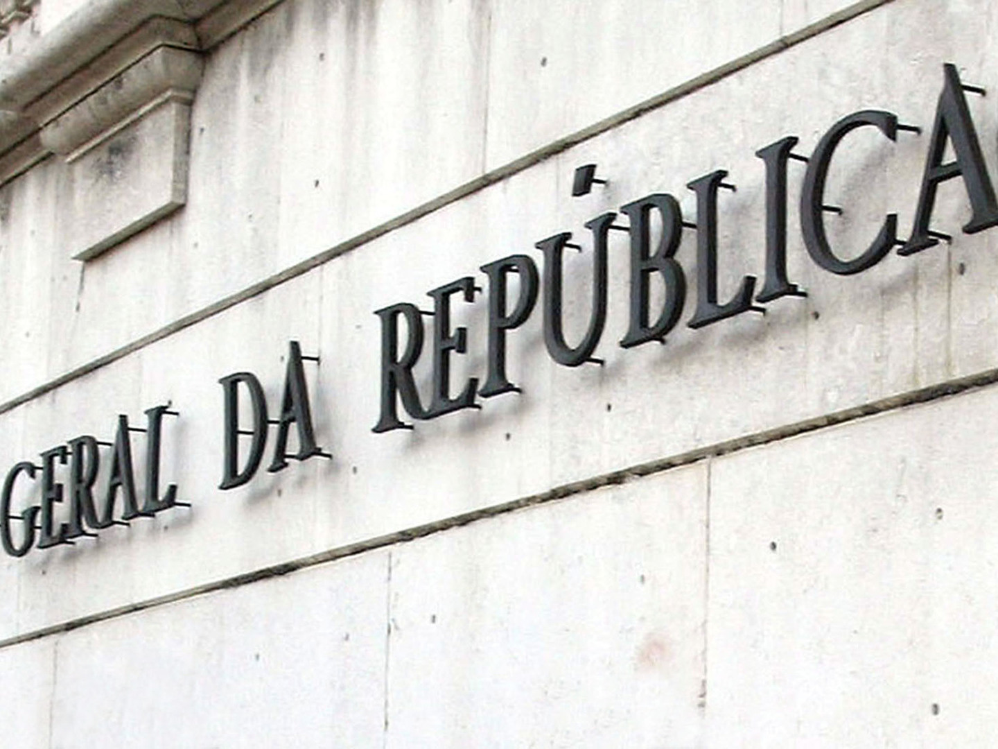 Ministério Público acusa dois homens por agredirem e tentarem matar um outro em Olhão