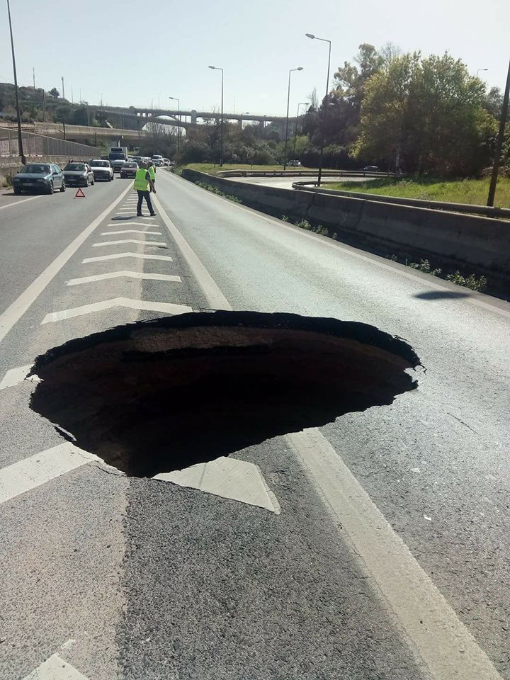 Câmara de Lisboa diz que buraco na Avenida de Ceuta não está relacionado com caneiro de Alcântara