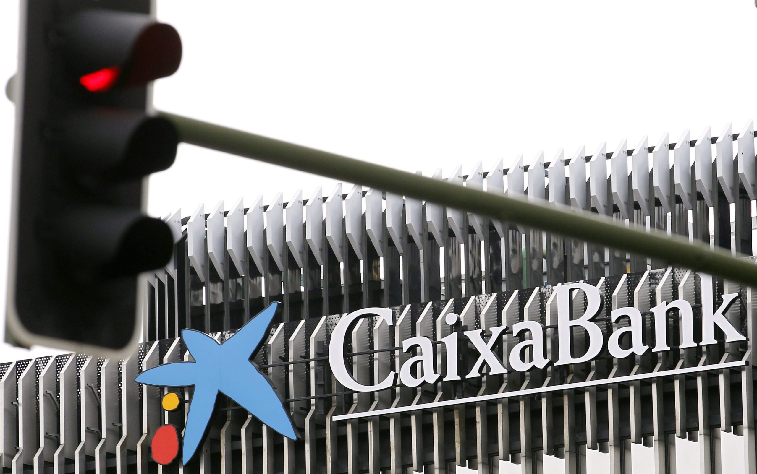 BPI vende ao CaixaBank atividade de seguros e gestão de ativos por 218 milhões de euros
