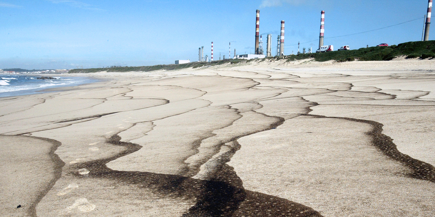 Terceira vez este verão. Banhos desaconselhados na praia de Matosinhos