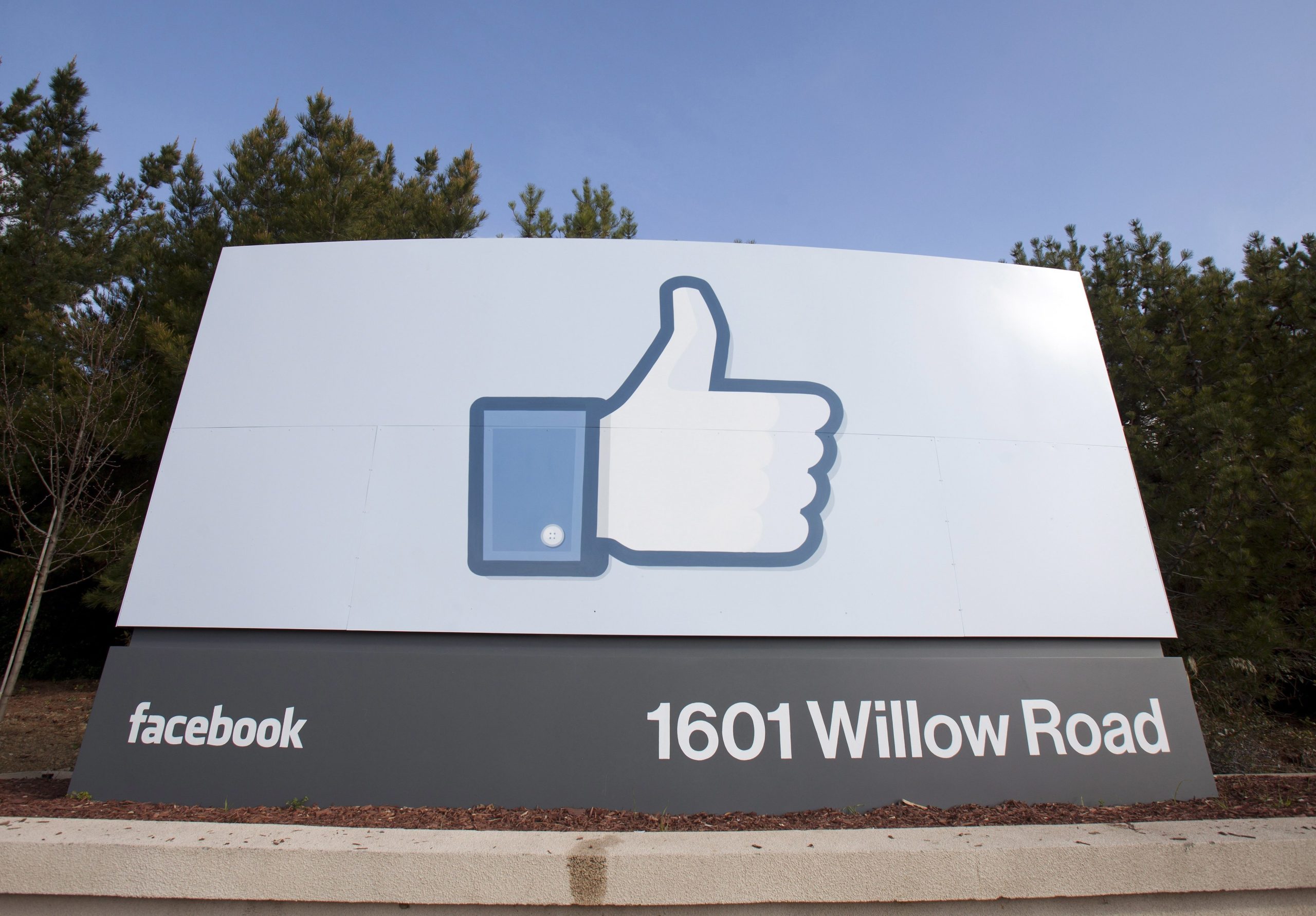 Facebook alarga rede de verificação de notícias e chega a Portugal