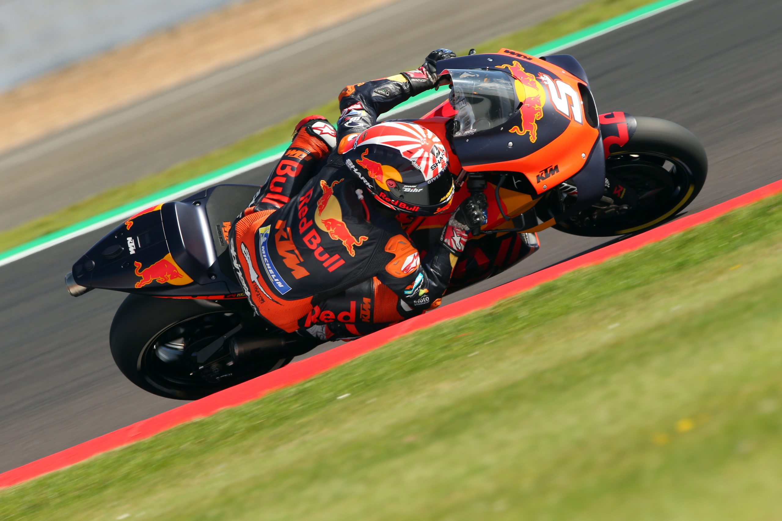 Johann Zarco afastado da KTM oficial com efeitos imediatos