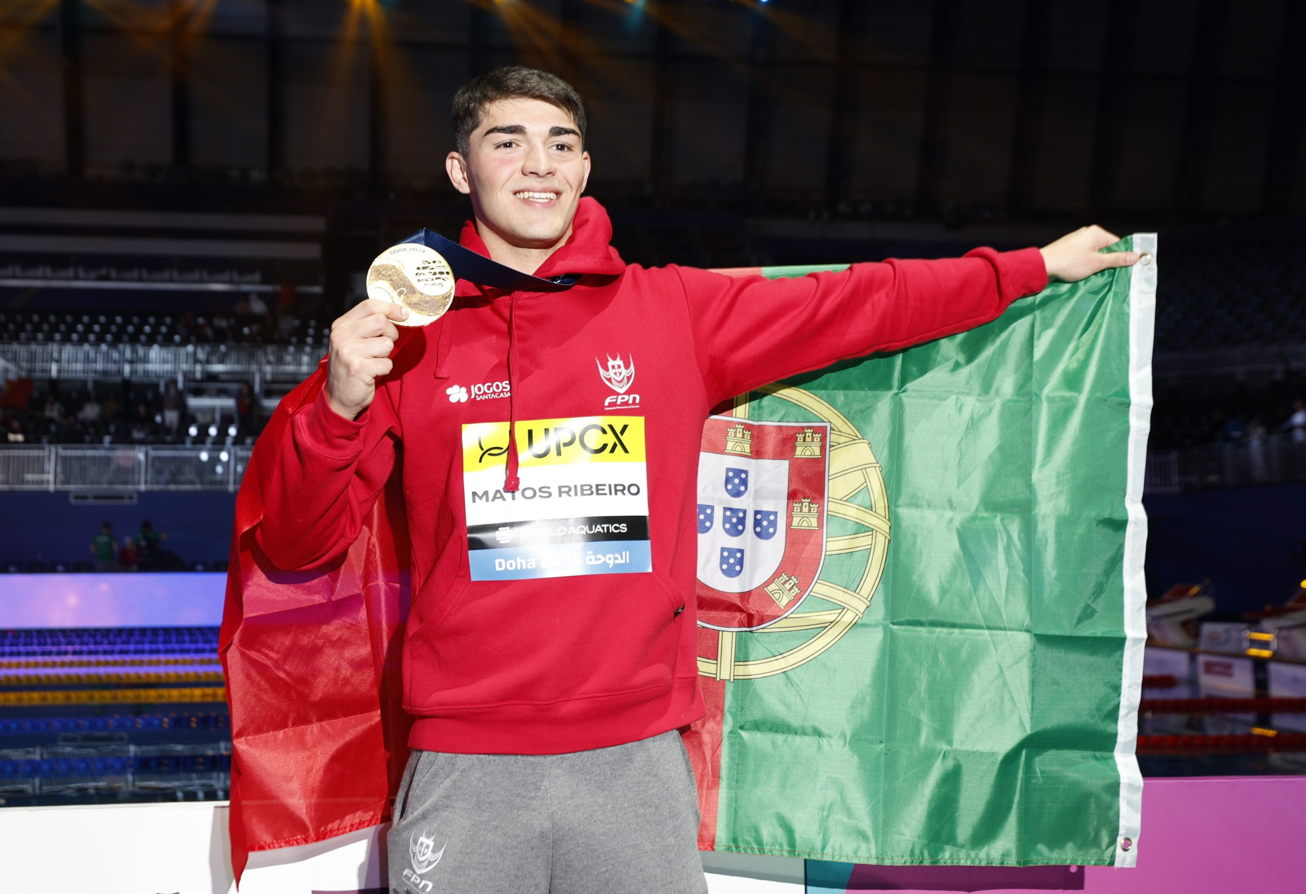 Diogo Ribeiro feliz com primeira medalha nos 100 metros mariposa