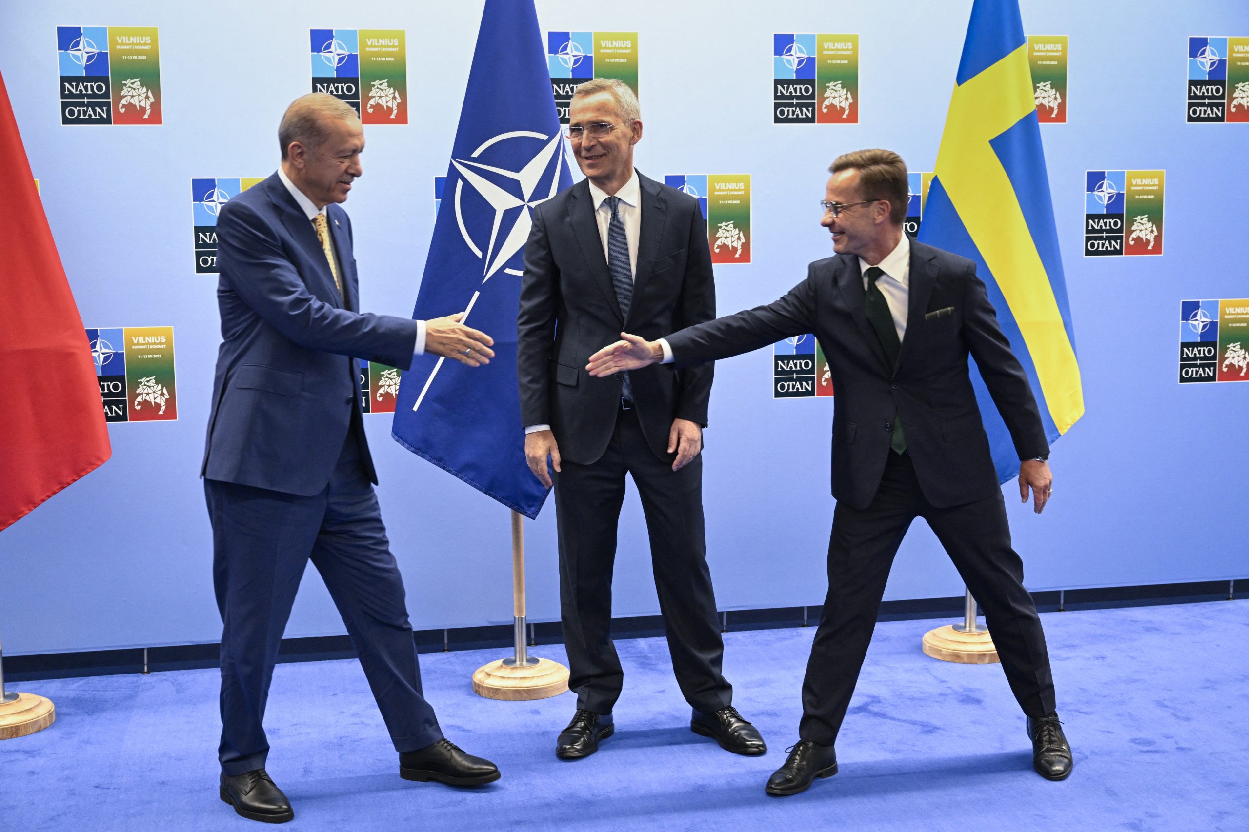 Erdogan submete candidatura da Suécia à NATO ao parlamento turco
