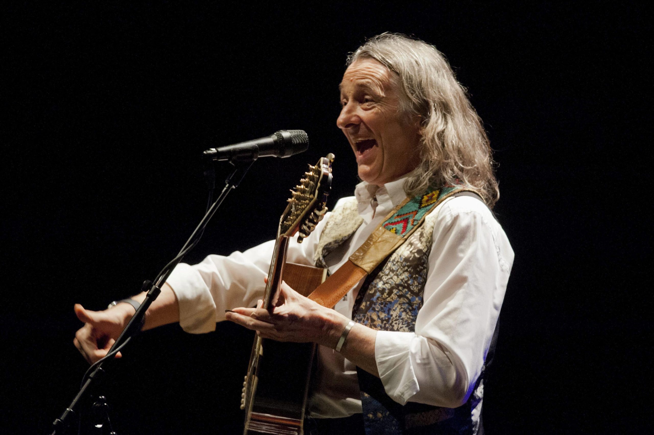 Antigo vocalista dos Supertramp e Xutos & Pontapés dão concertos no Estádio de Leiria