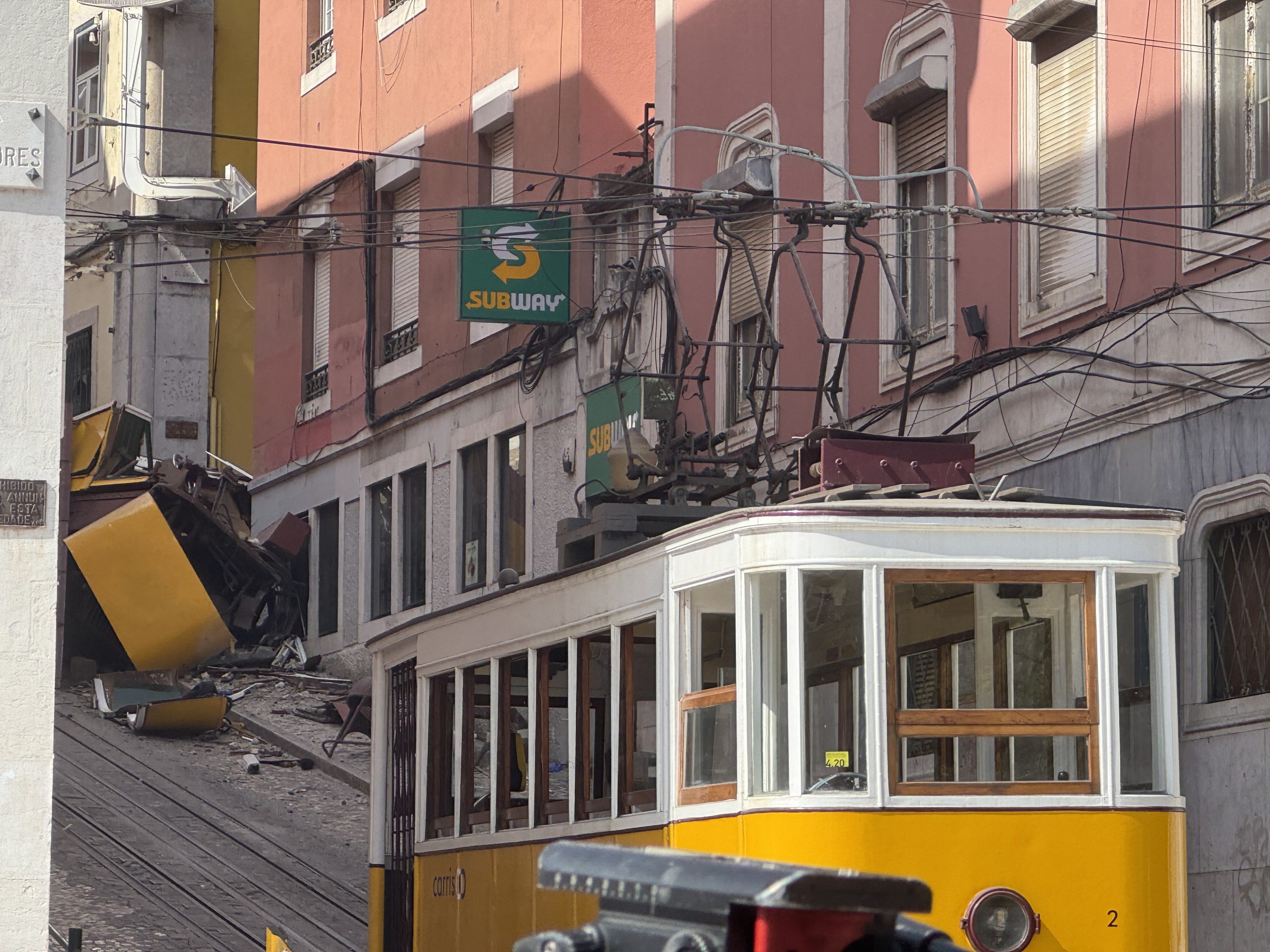 Elevador da Glória: antigo diretor da Carris e responsável pela manutenção são arguidos