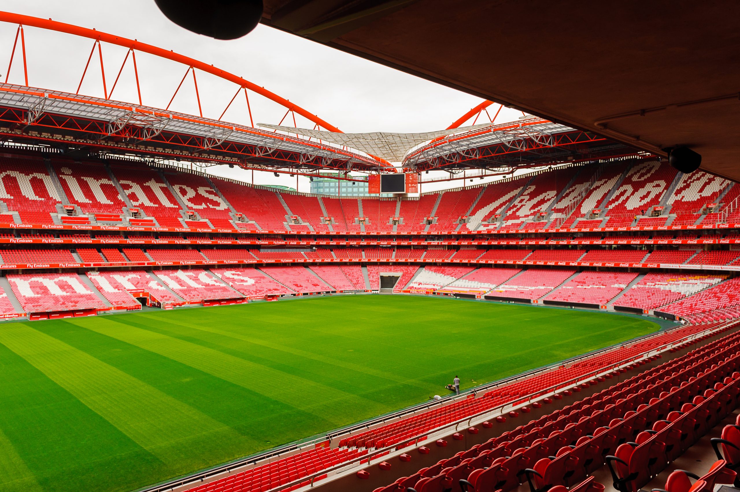 Gabriel assina pelo Benfica por cinco épocas para conquistar títulos na Luz