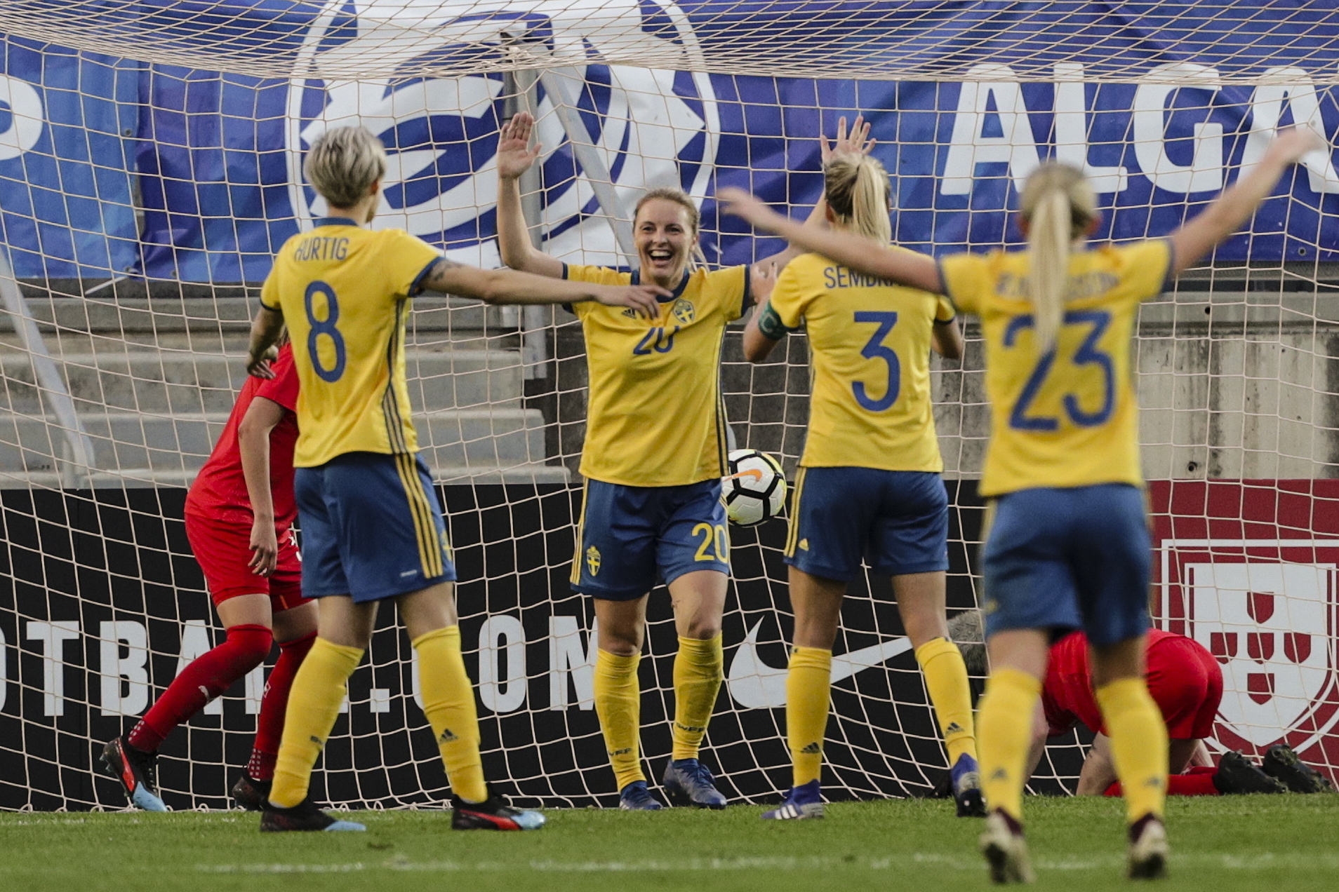 Algarve Cup: Suécia goleia Suíça e Holanda perde com Espanha
