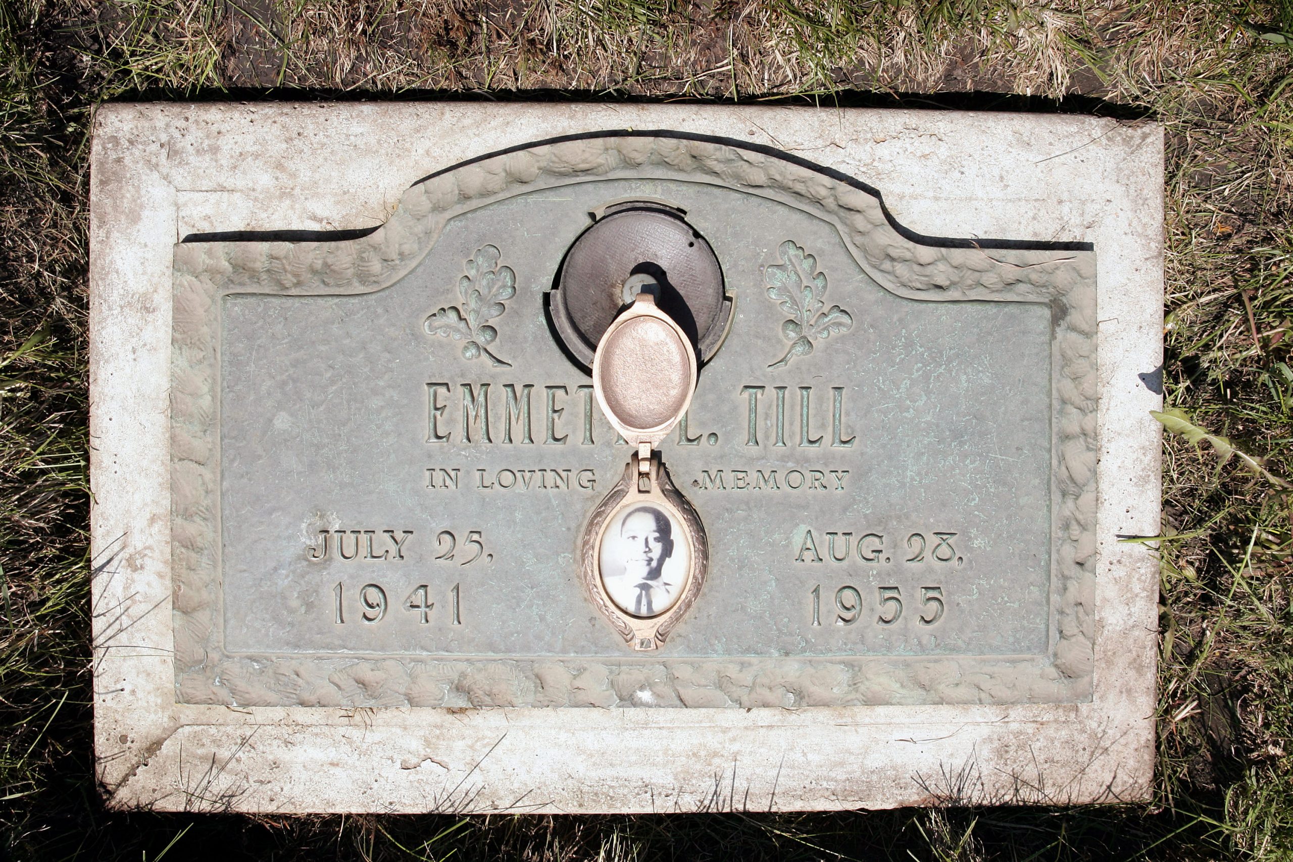 Emmett Till foi linchado há quase 70 anos devido à acusação de uma mulher branca — um grande júri ilibou-a agora de qualquer crime