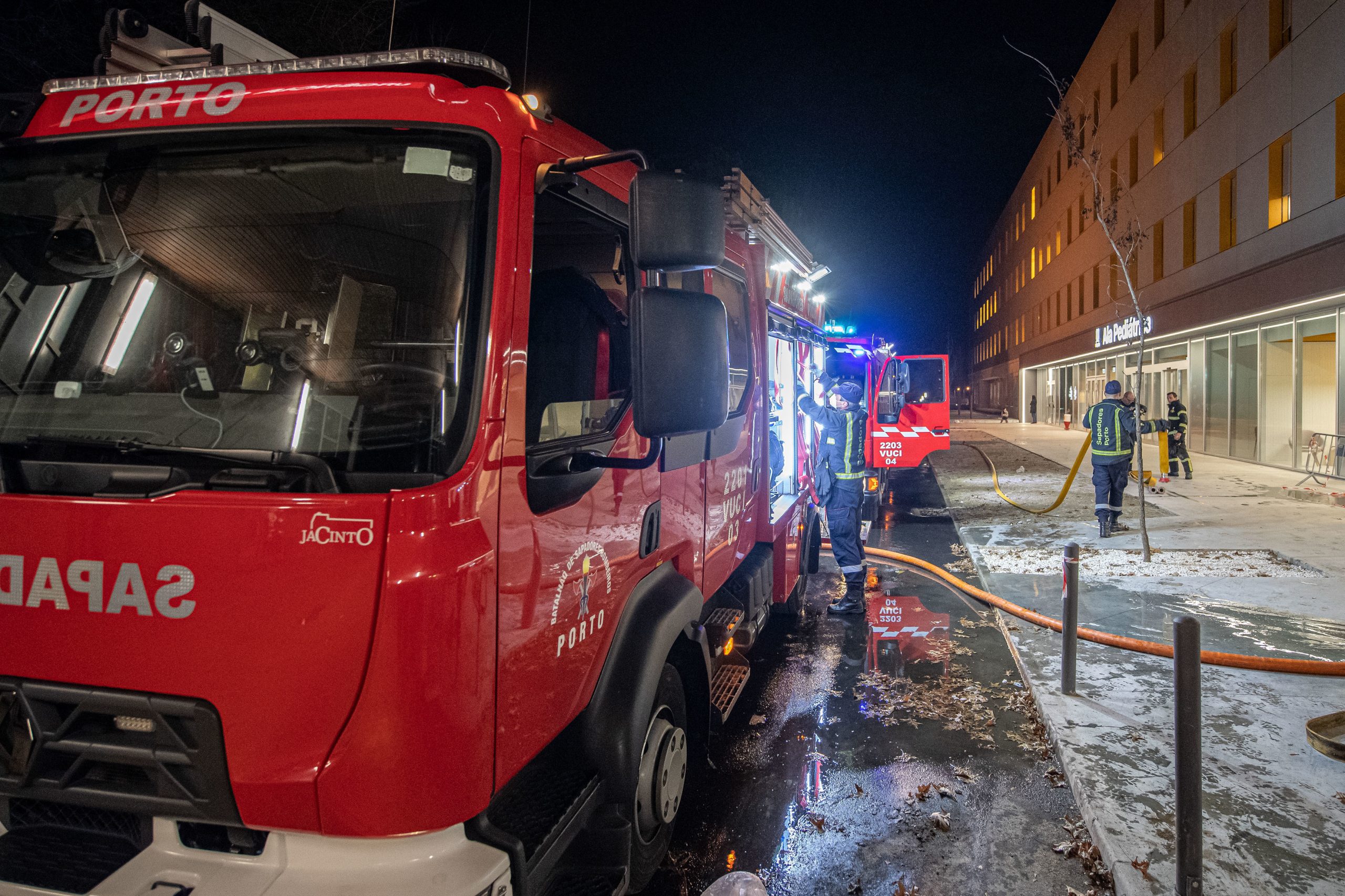 Prédio em Lisboa afetado por incêndio sem condições de habitabilidade