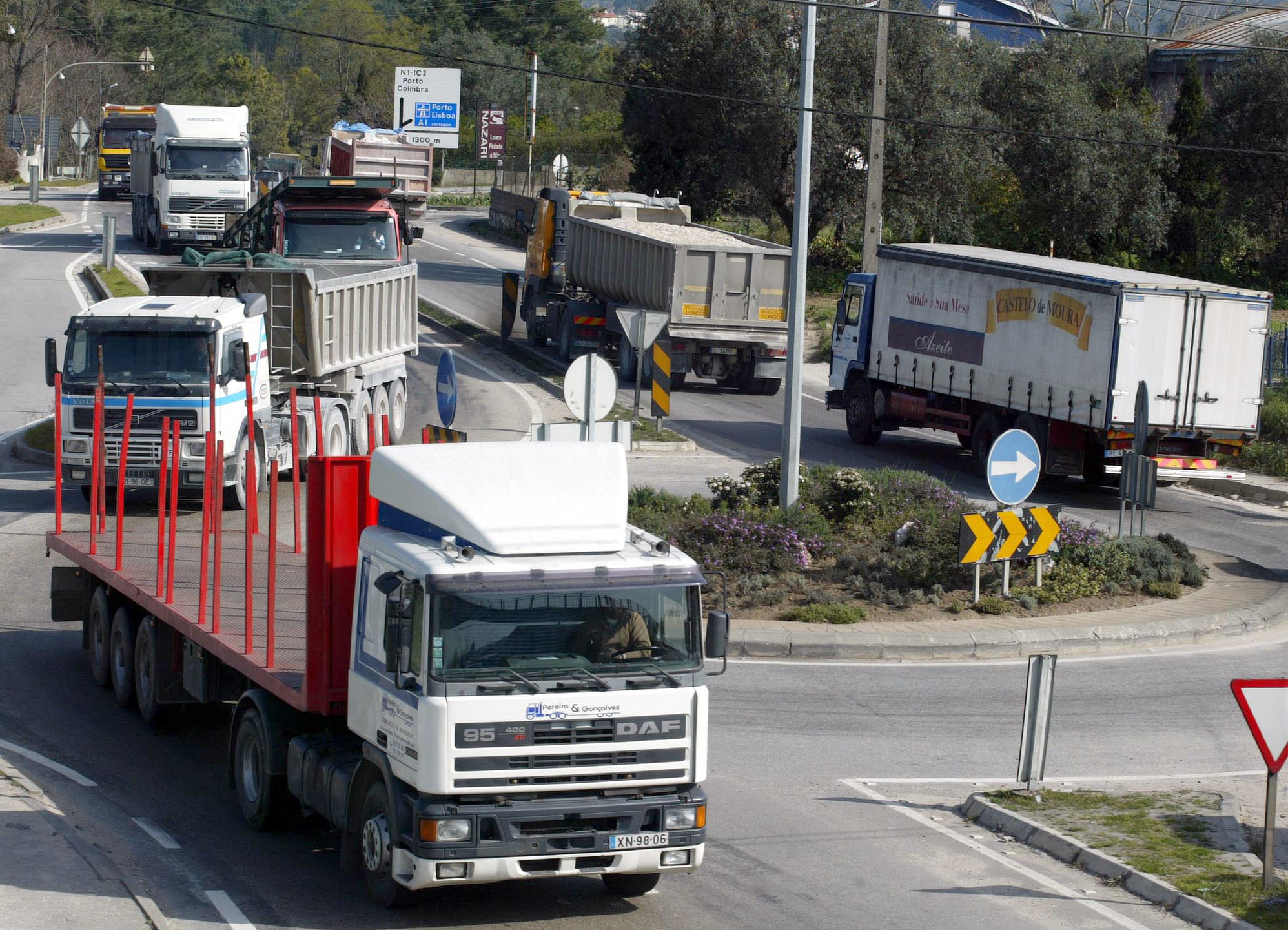 Fectrans e ANTRAM acordam aumento de pelo menos 100 euros