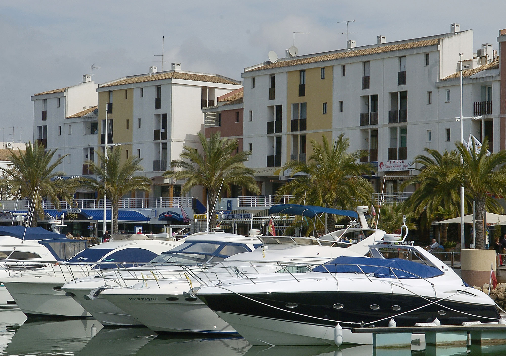Motoristas: Marina de Vilamoura pode ficar hoje sem combustível, admite diretora da infraestrutura