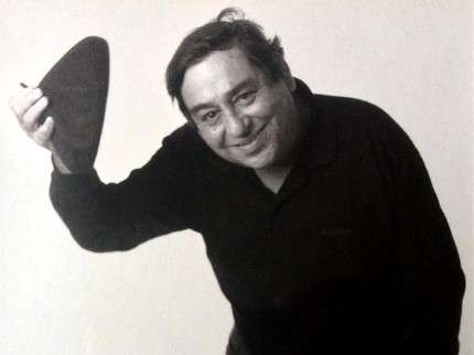 Setúbal inaugura escultura em homenagem a ator Carlos Rodrigues