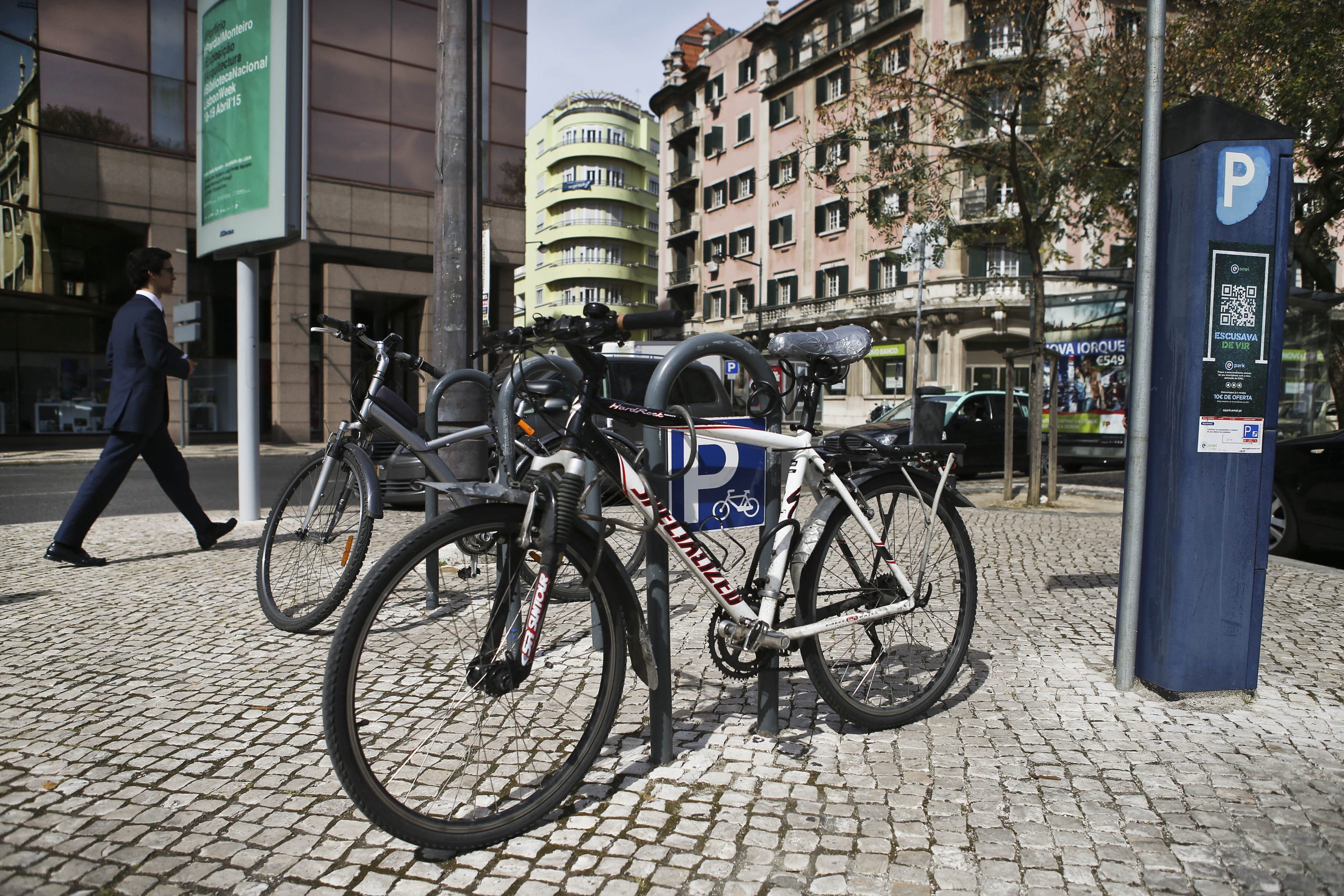 Rede de bicicletas partilhadas de Lisboa começa a funcionar na terça-feira