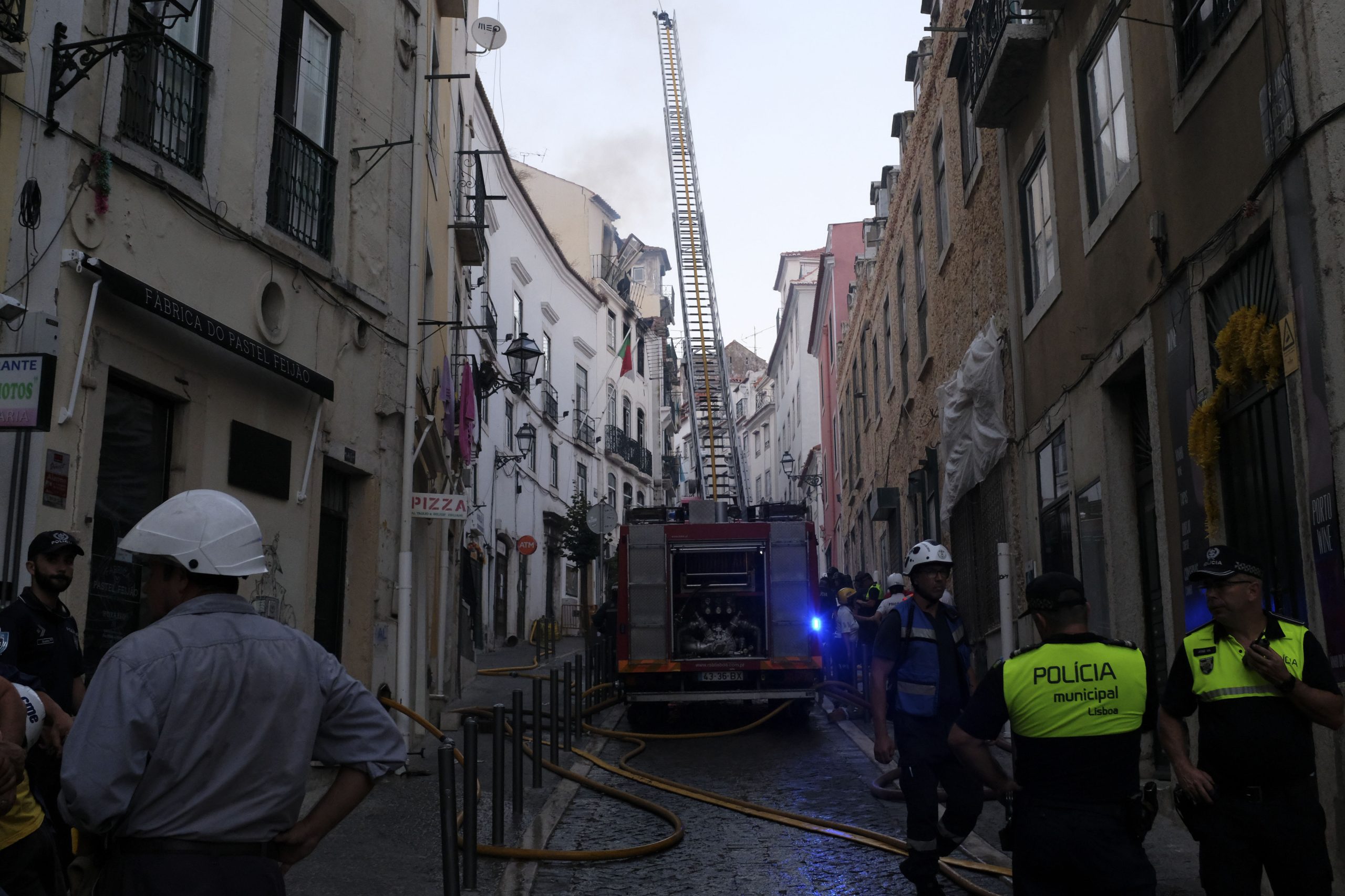 Câmara de Lisboa avança com obras no edificado afetado por explosão de gás em Alfama
