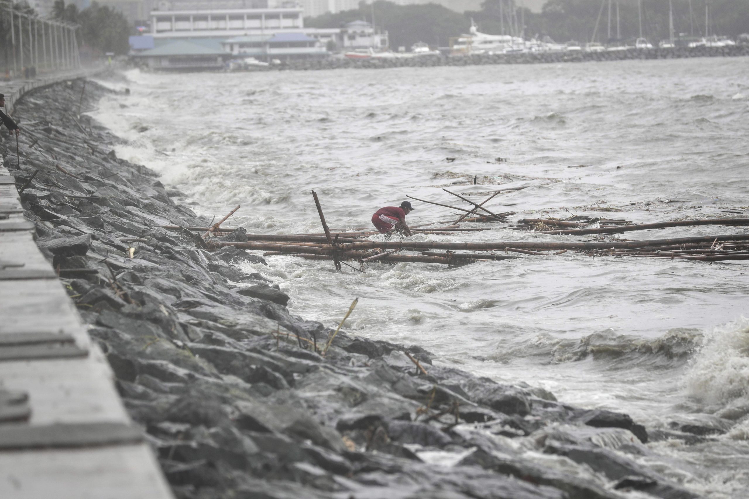 Içado sinal 3 de tempestade tropical em Macau